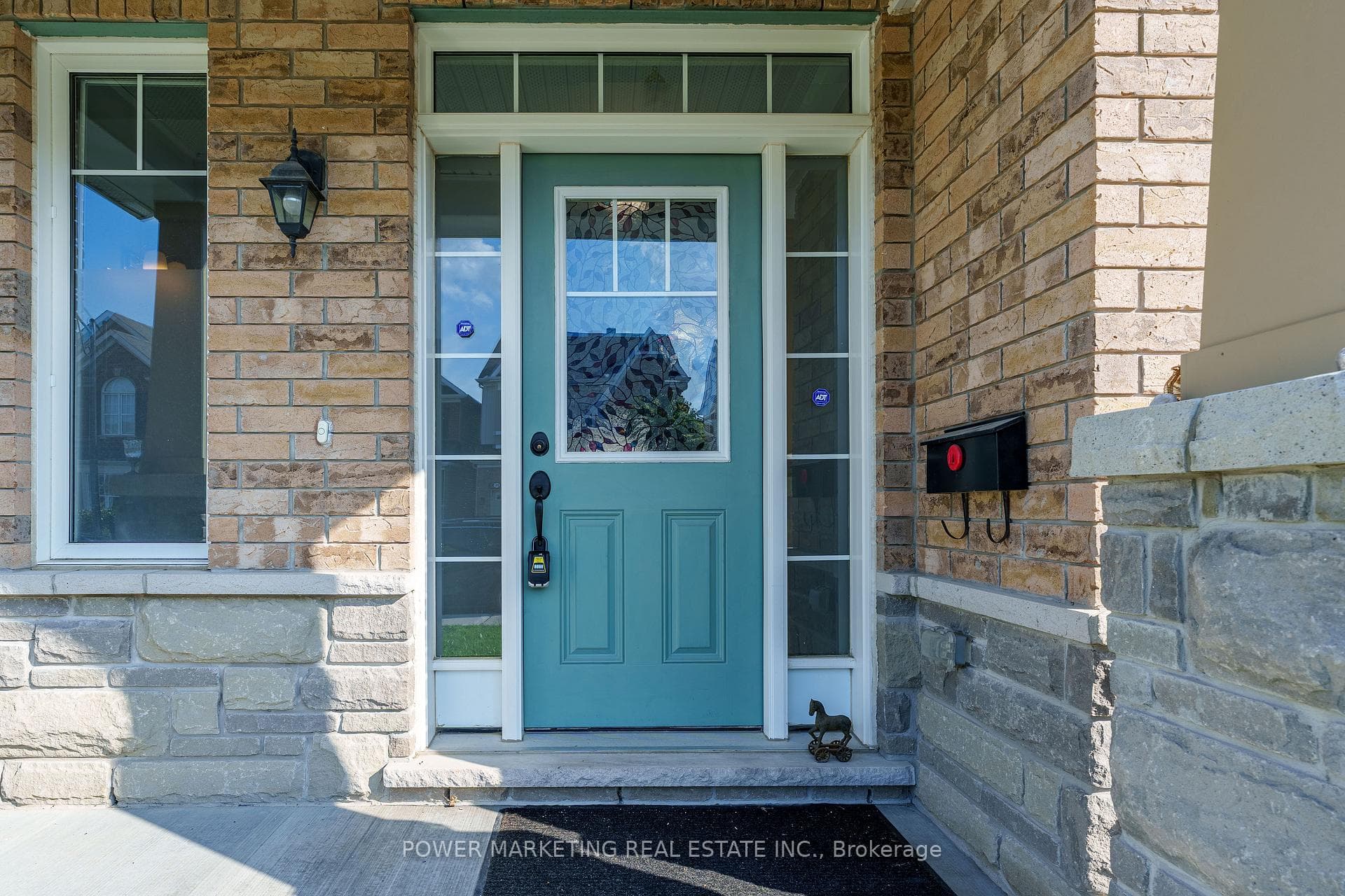 241 Rue Des Soldats Riendeau Street photo 3