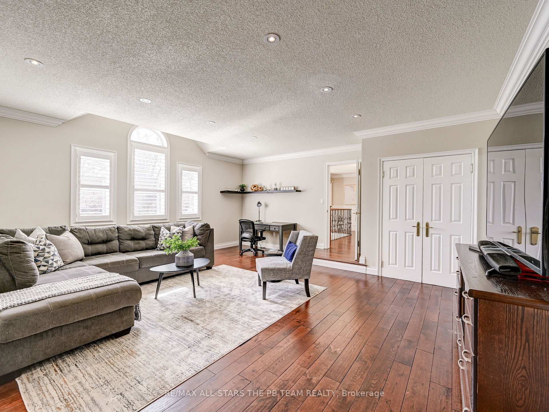 917 Ataire Road photo 33