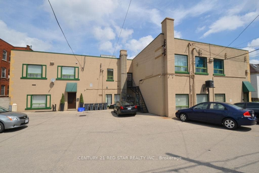 630 Main Street Unit 202 photo 9
