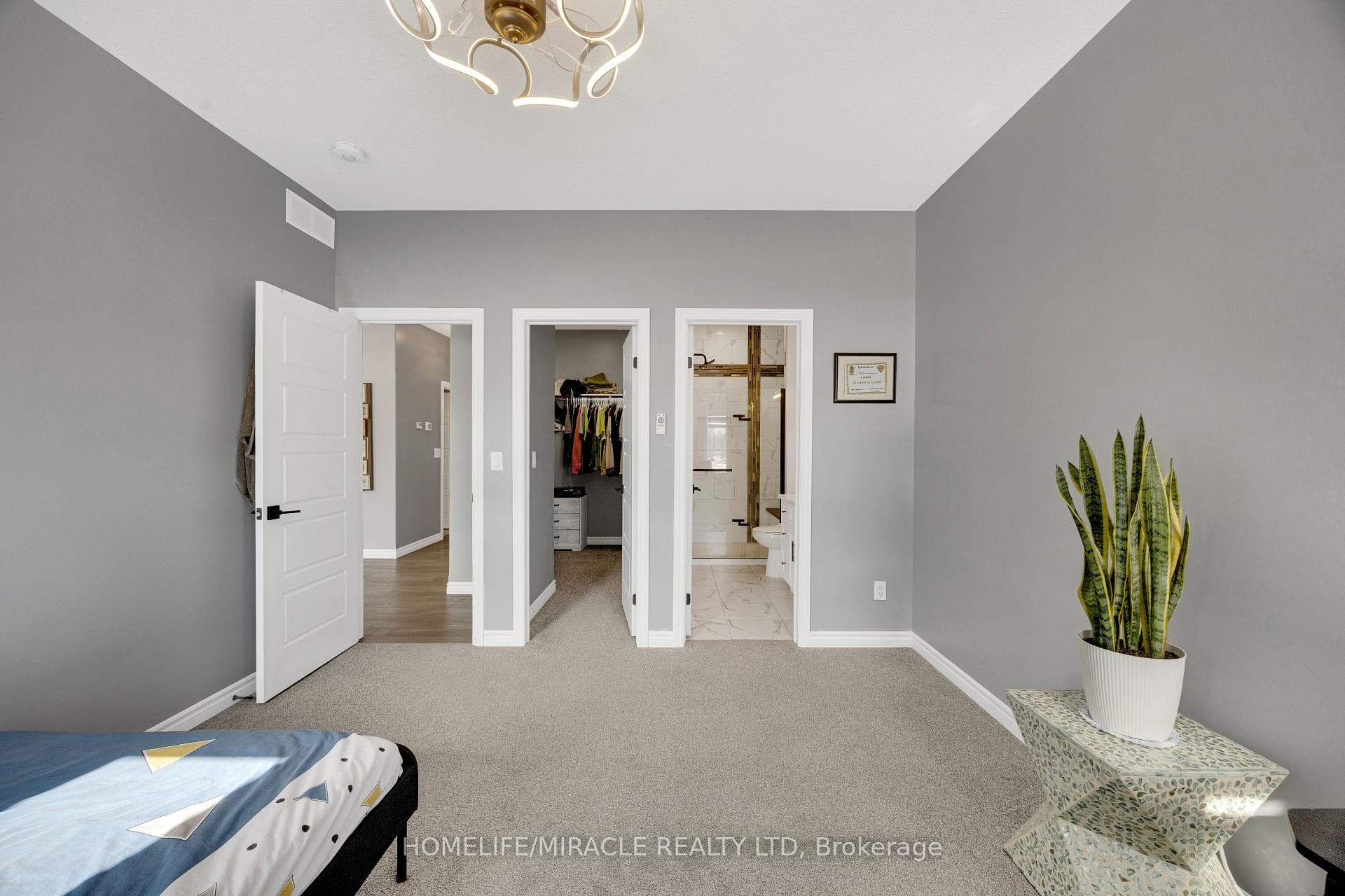 78 Matheson Crescent photo 25
