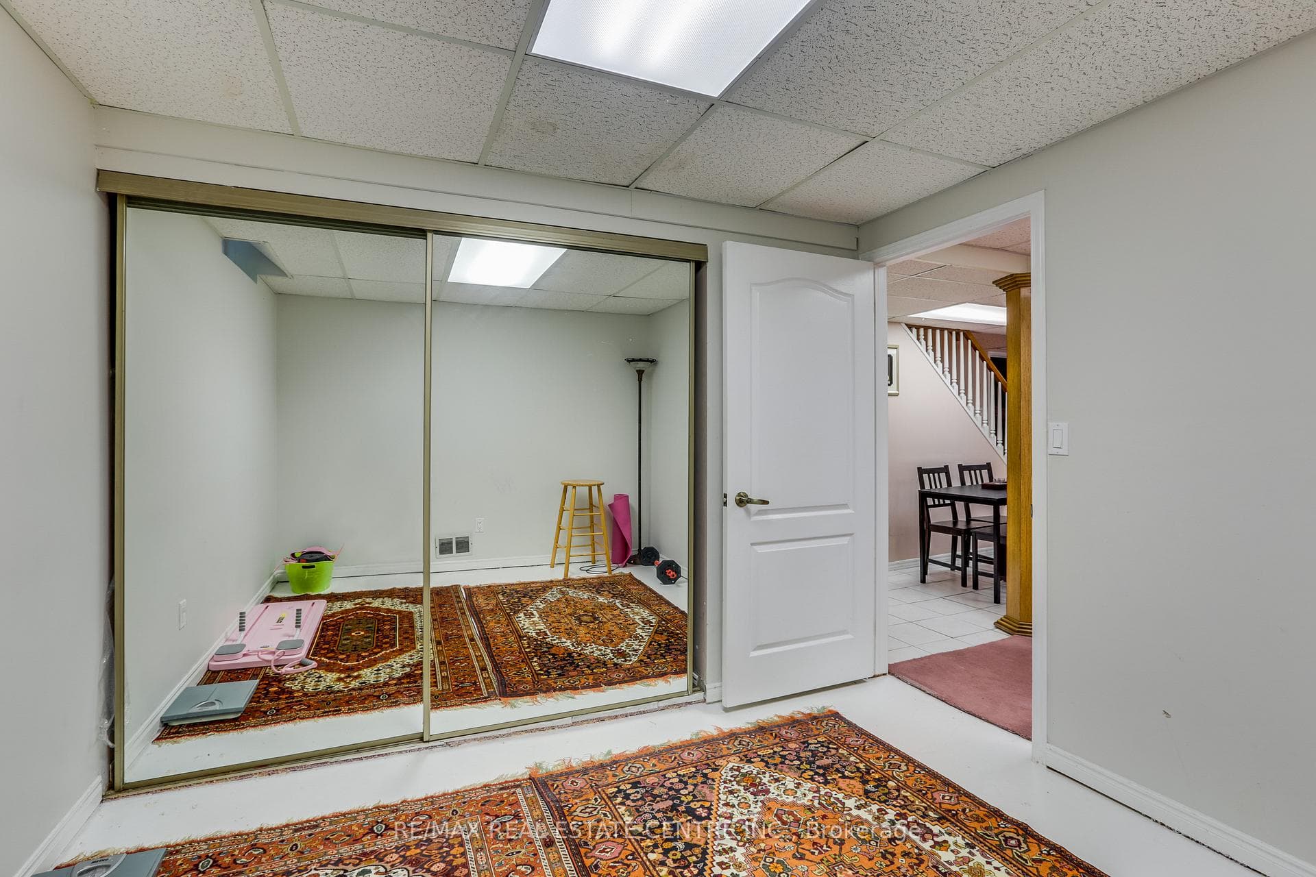 66 Nanette Drive photo 32