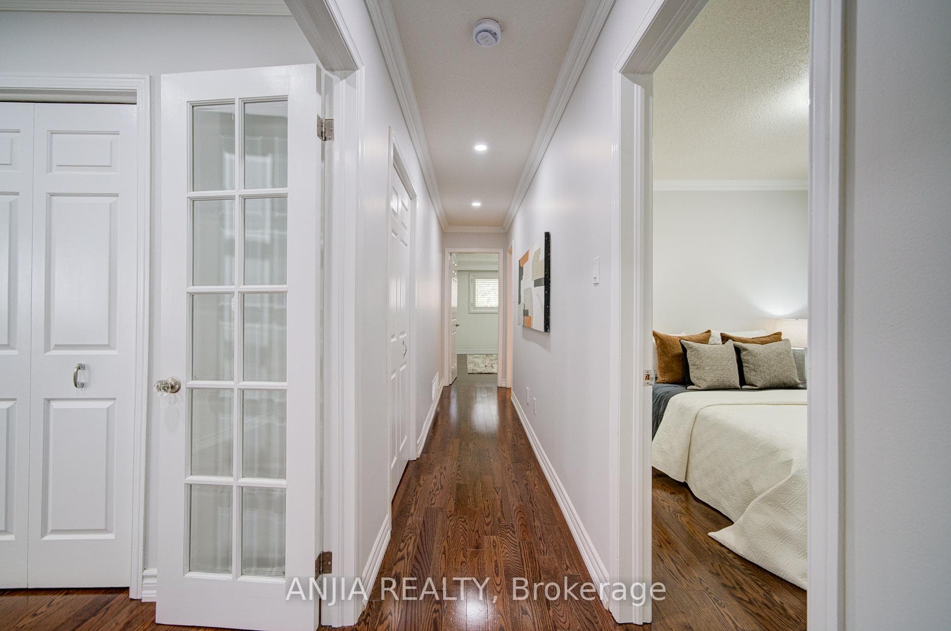 70 Briarwood Road photo 19