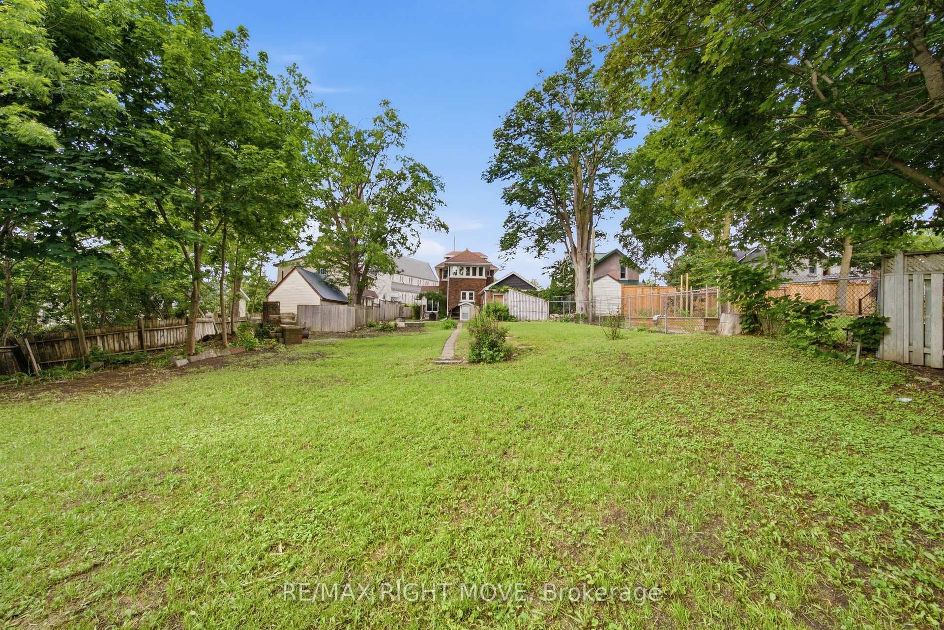 108 West Street photo 7