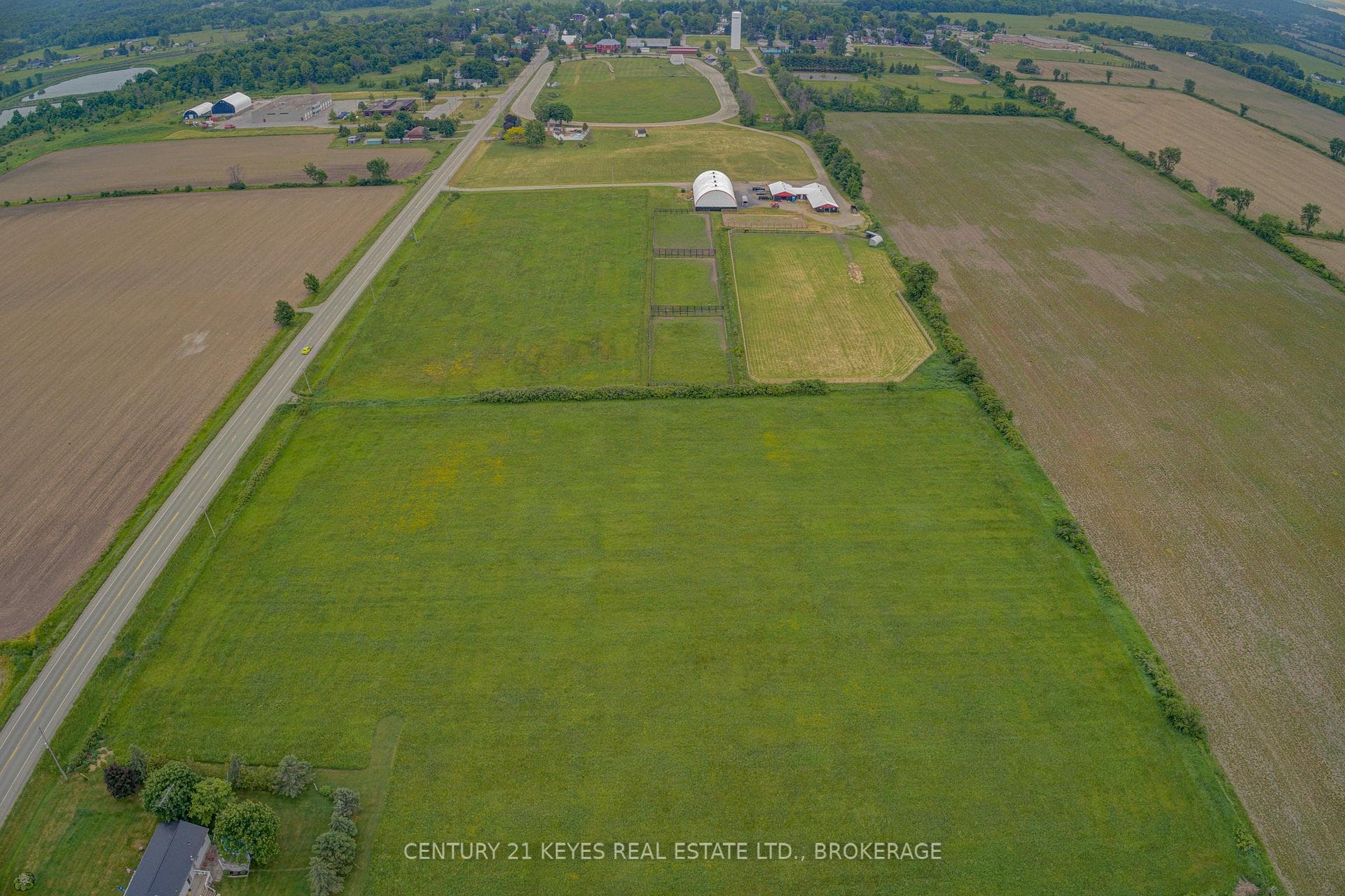 1254 Outlet Road photo 4