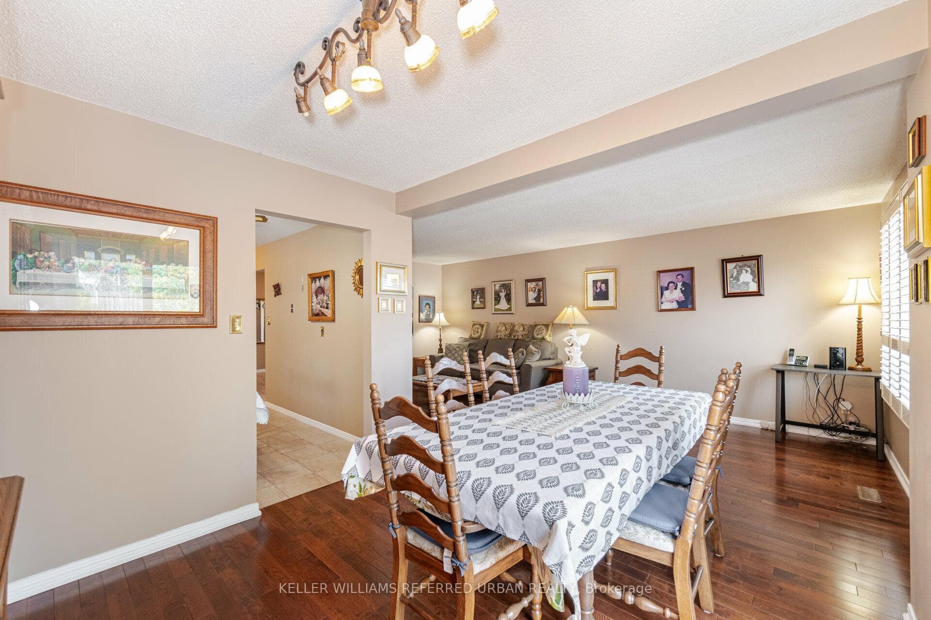 7 Russet Court photo 7