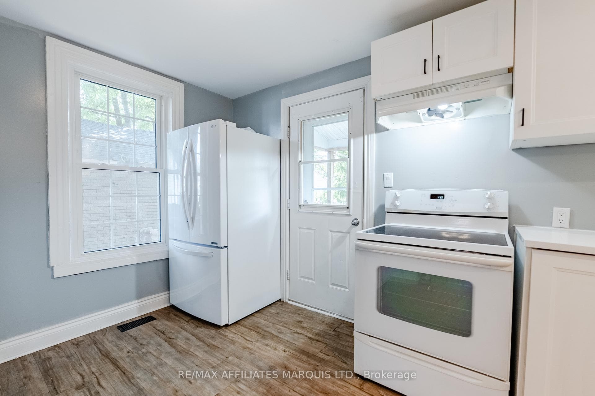 312-314 Amelia Street photo 13