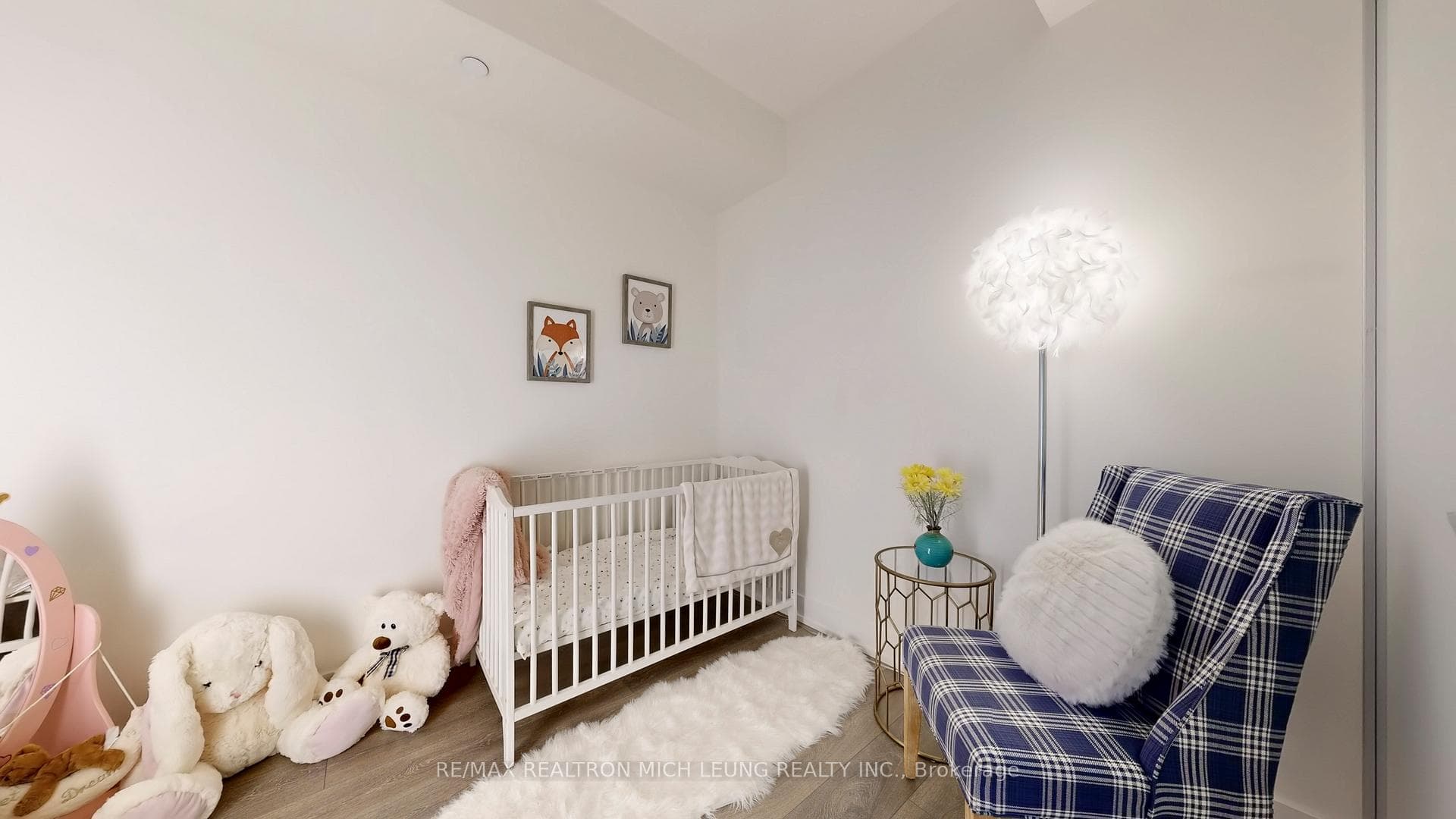 180 Fairview Mall Drive Unit 1710 photo 3