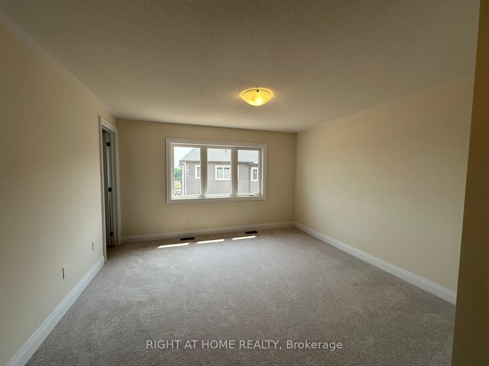 20 Conboy Drive photo 17