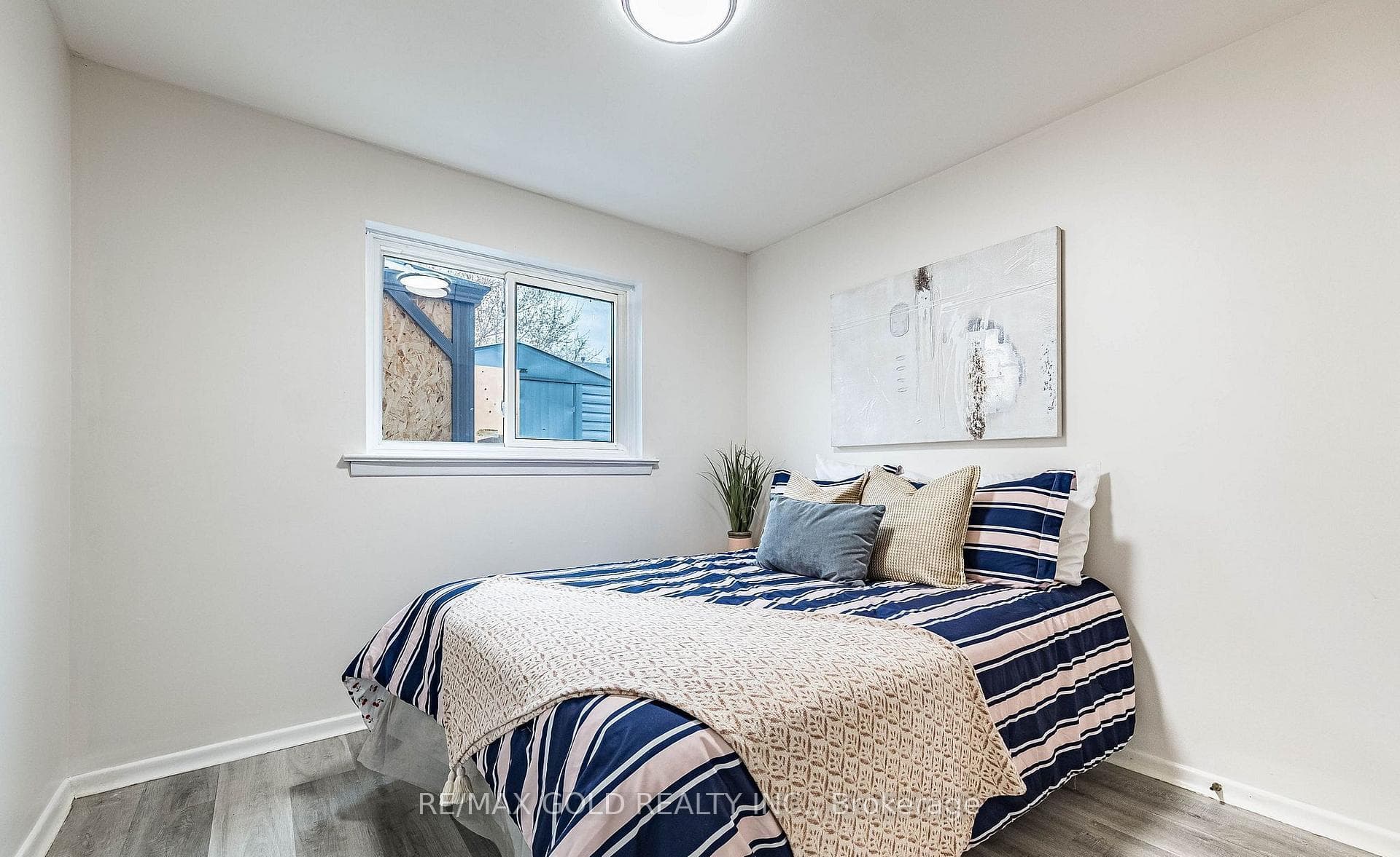 52 Garfield Crescent photo 24
