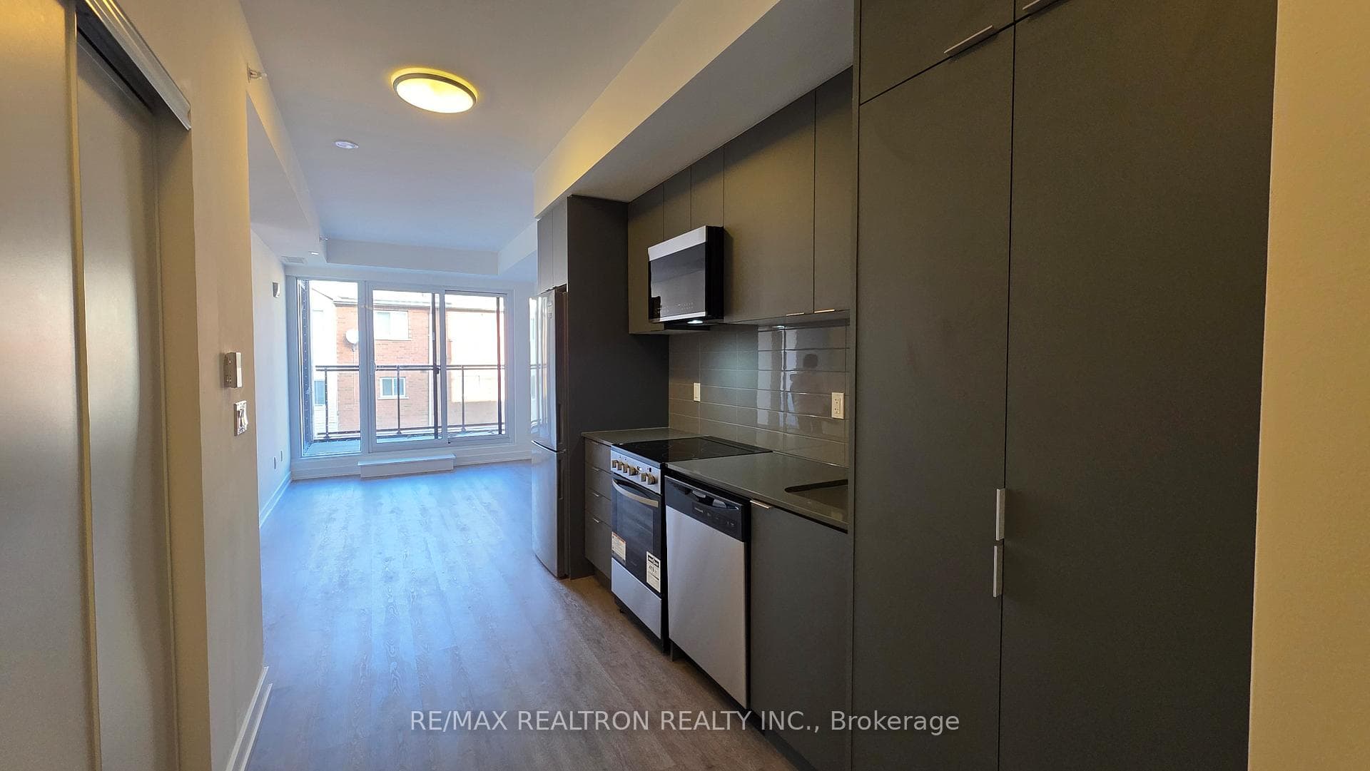 4569 Kingston Road Unit 214 photo 2