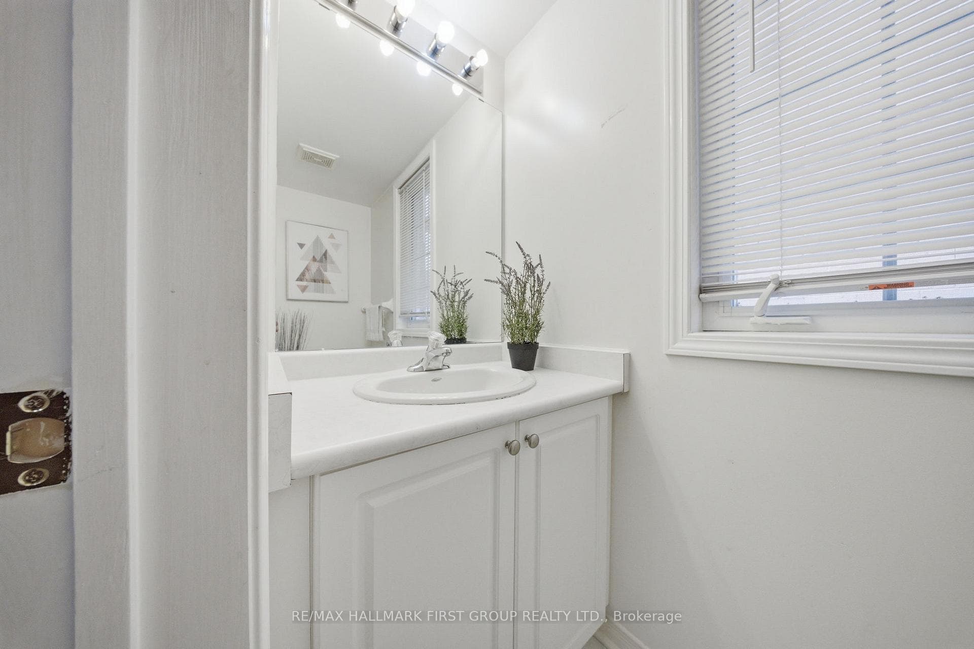 22 Cragg Crescent photo 16