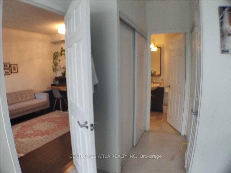 18 Holmes Avenue Unit 2108 photo 3
