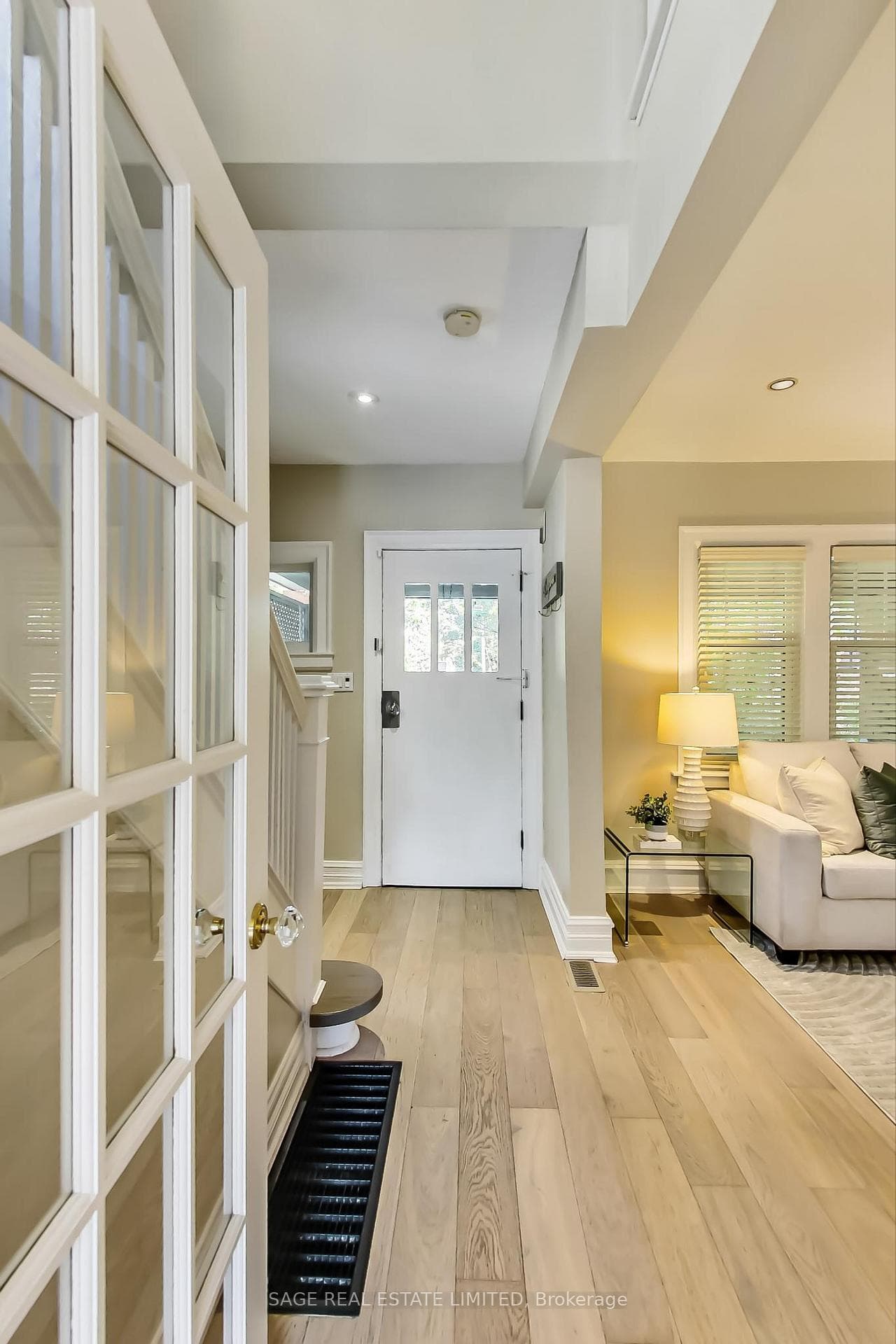 132 Rosewell Avenue photo 6