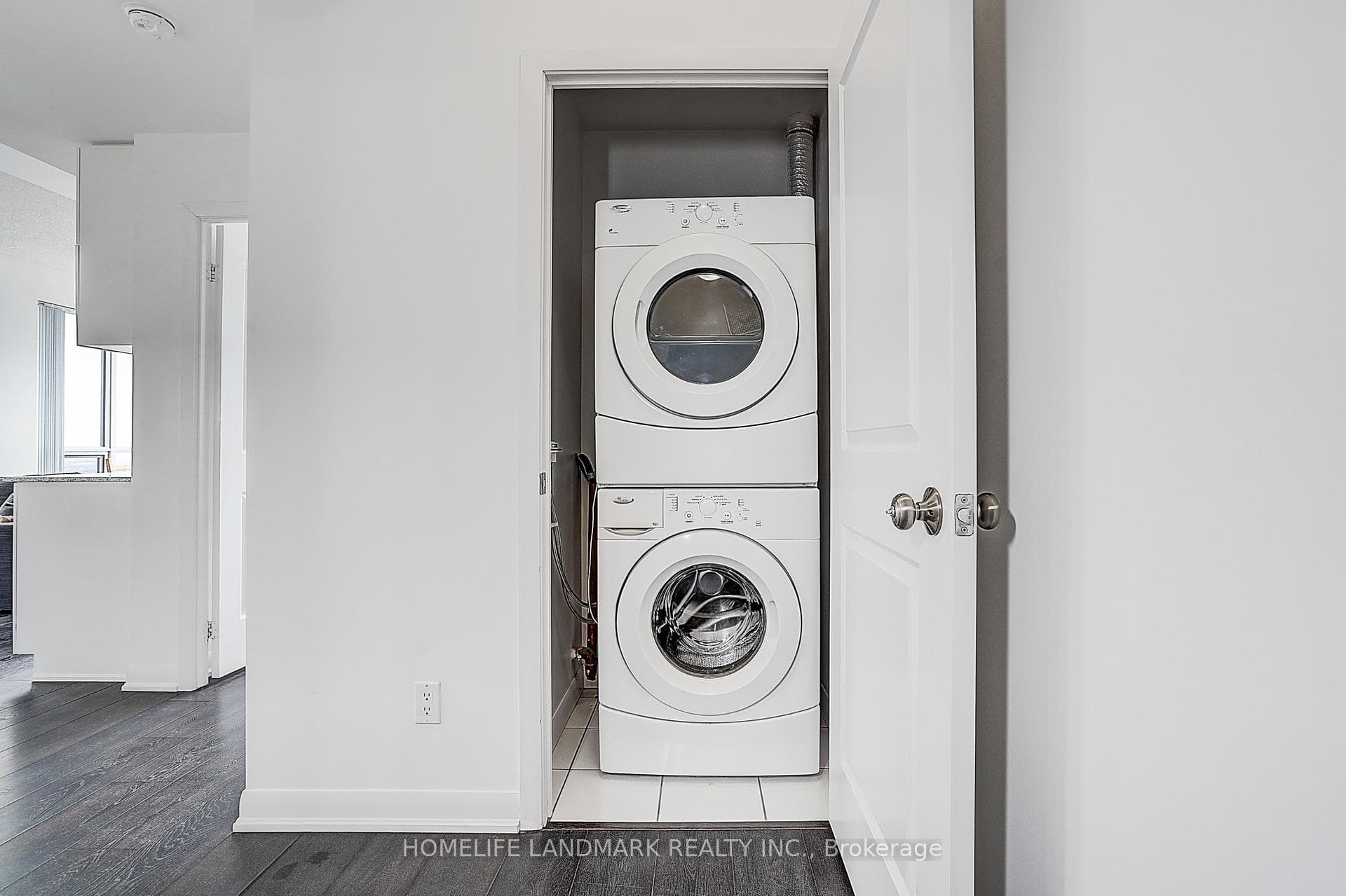 5162 Yonge Street Unit LPH308 photo 27