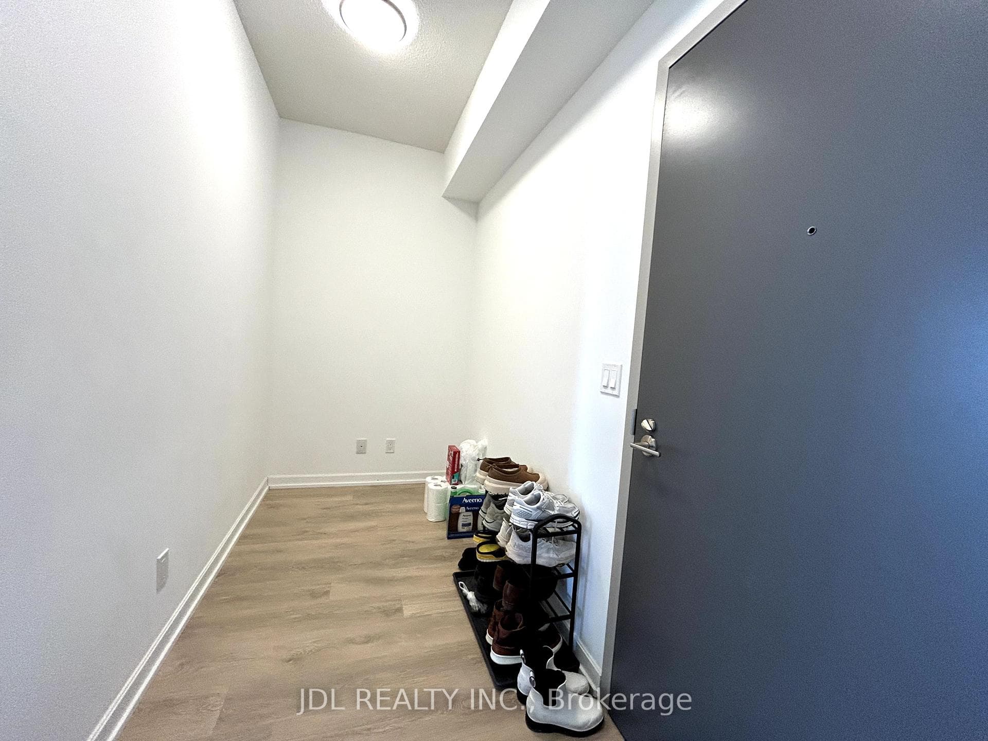 36 Forest Manor Road Unit 622 photo 8