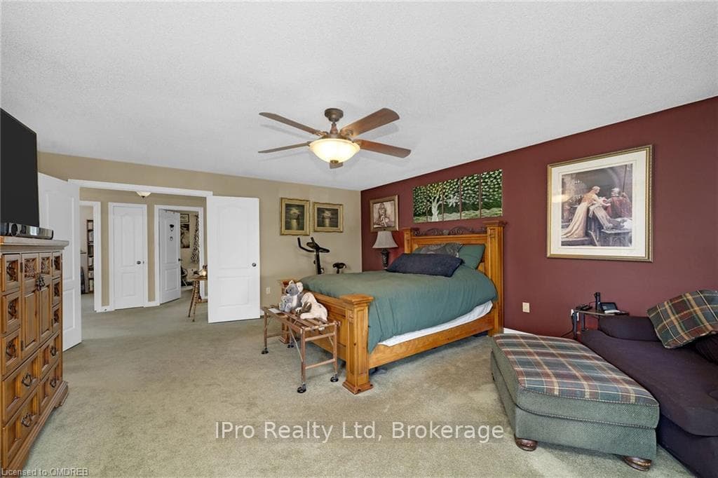 229 ACTON Boulevard photo 23