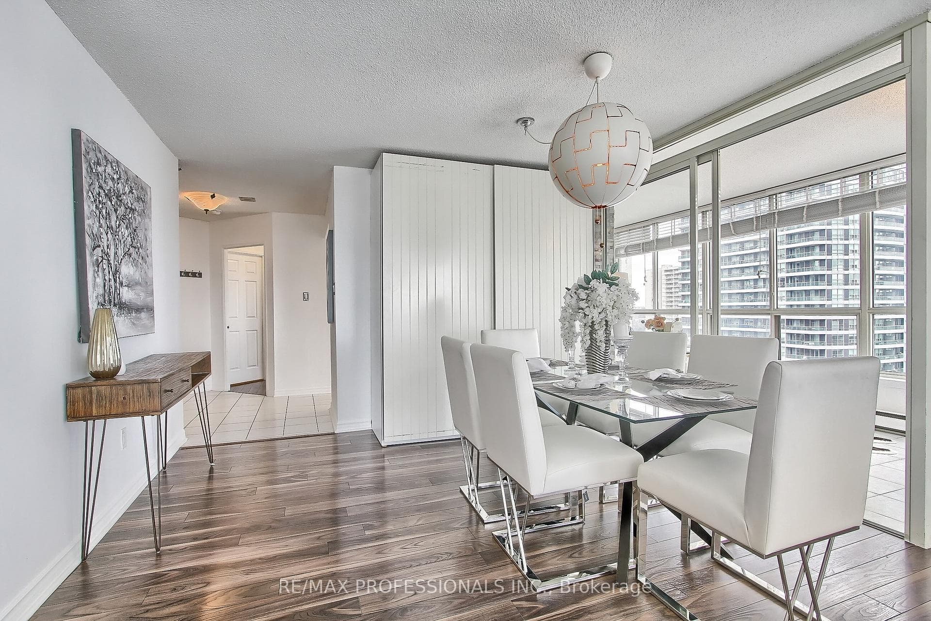 55 Elm Drive Unit 1511 photo 16