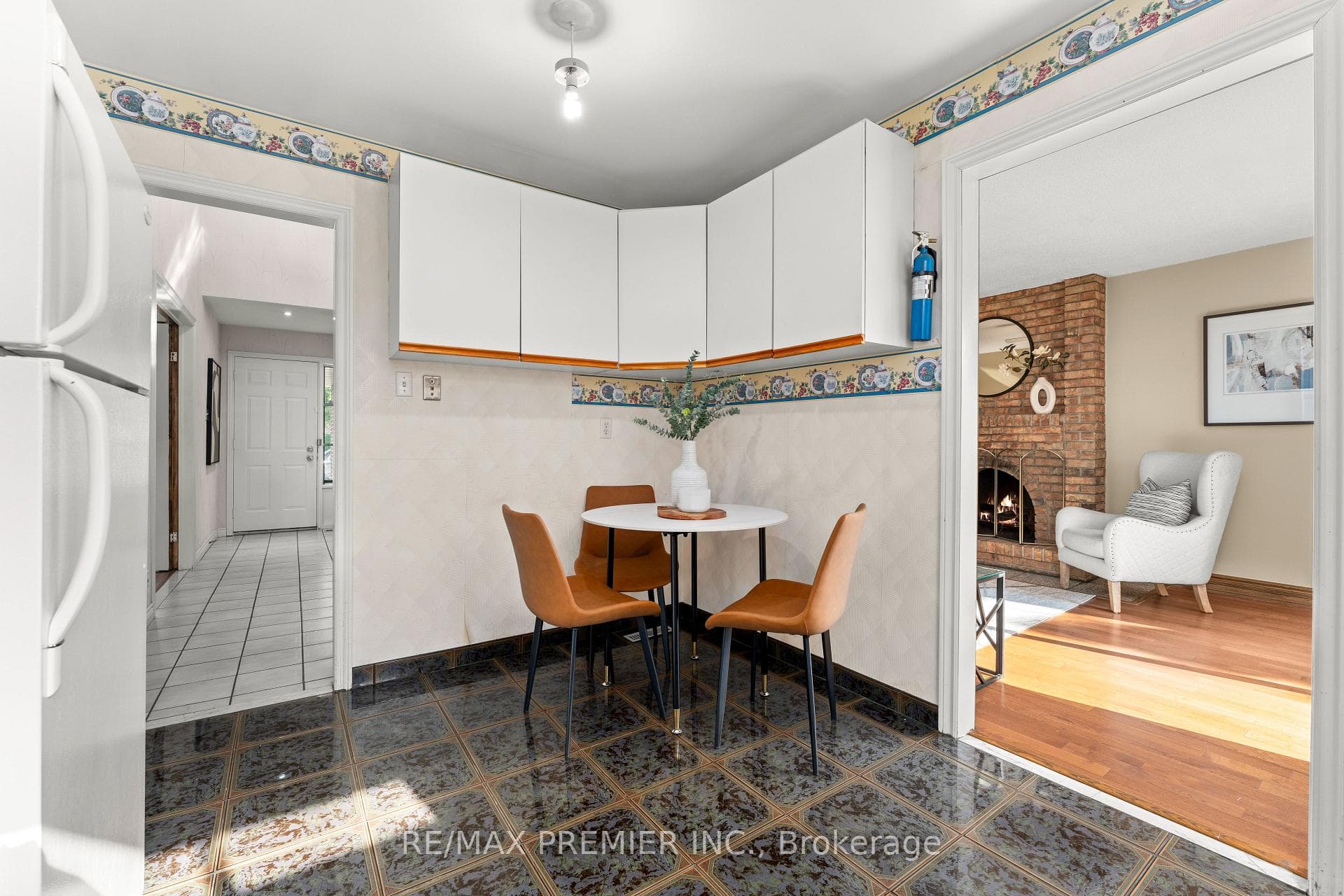 96 Reynier Drive photo 14