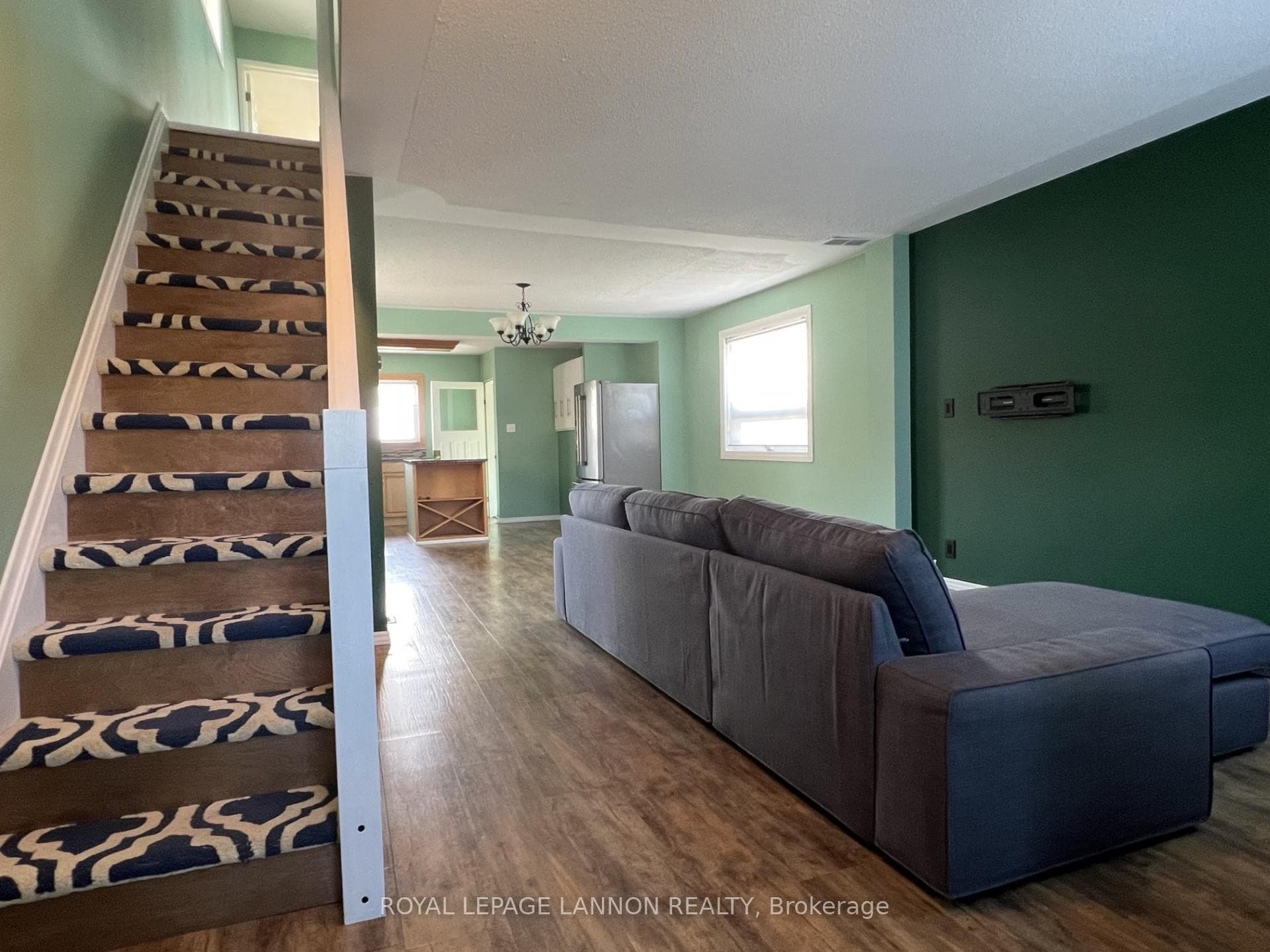 127 Johnson Avenue photo 8