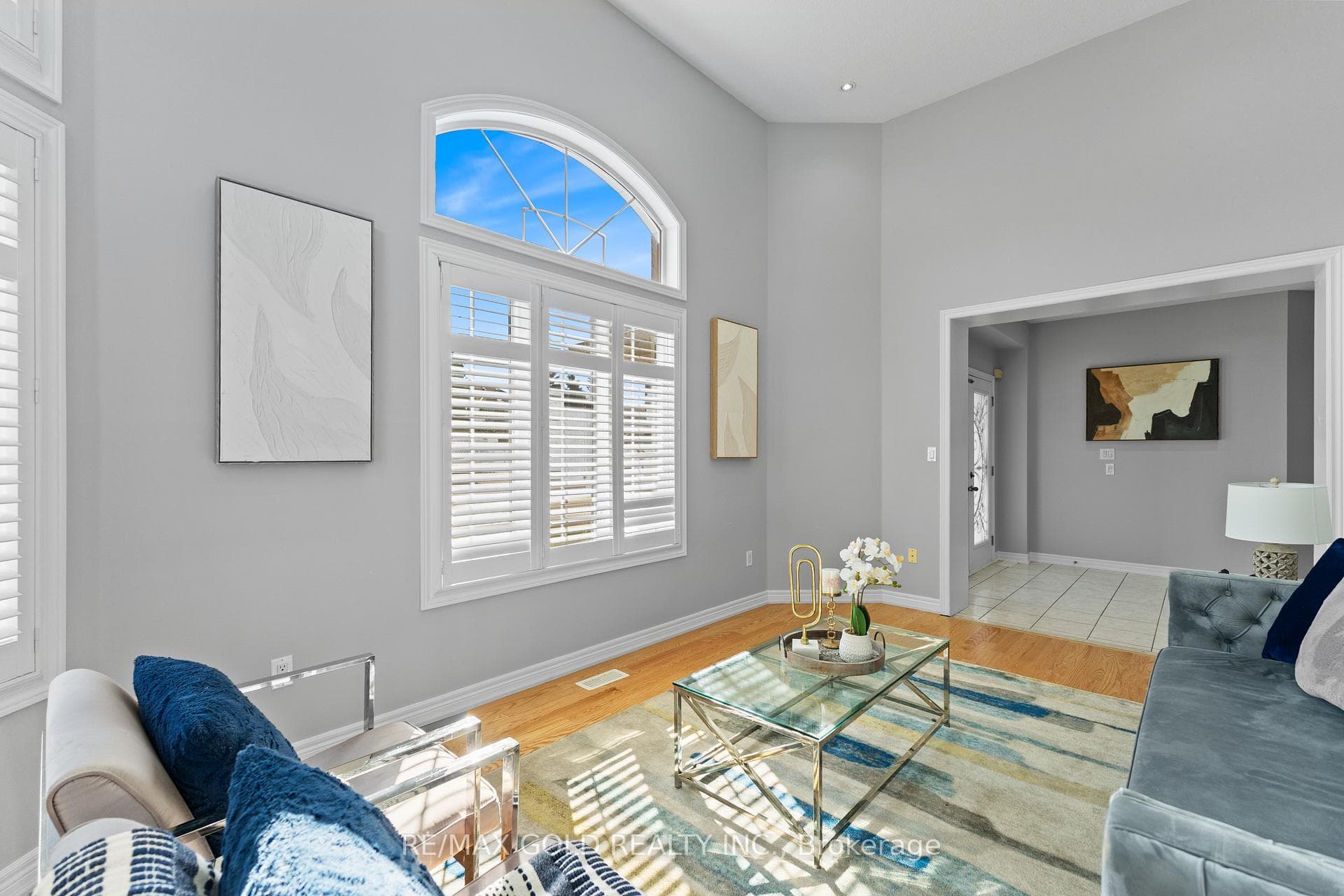 2 Revelstoke Place photo 9