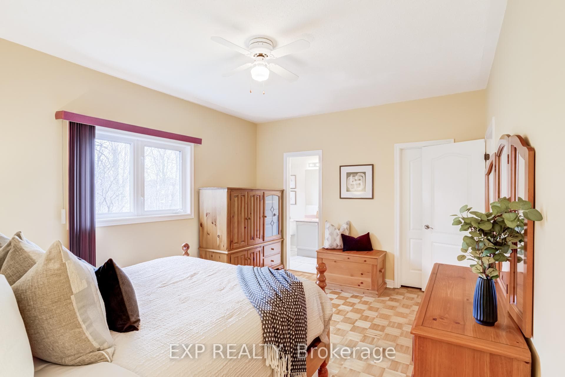 13 Blueberry Hill Court photo 23