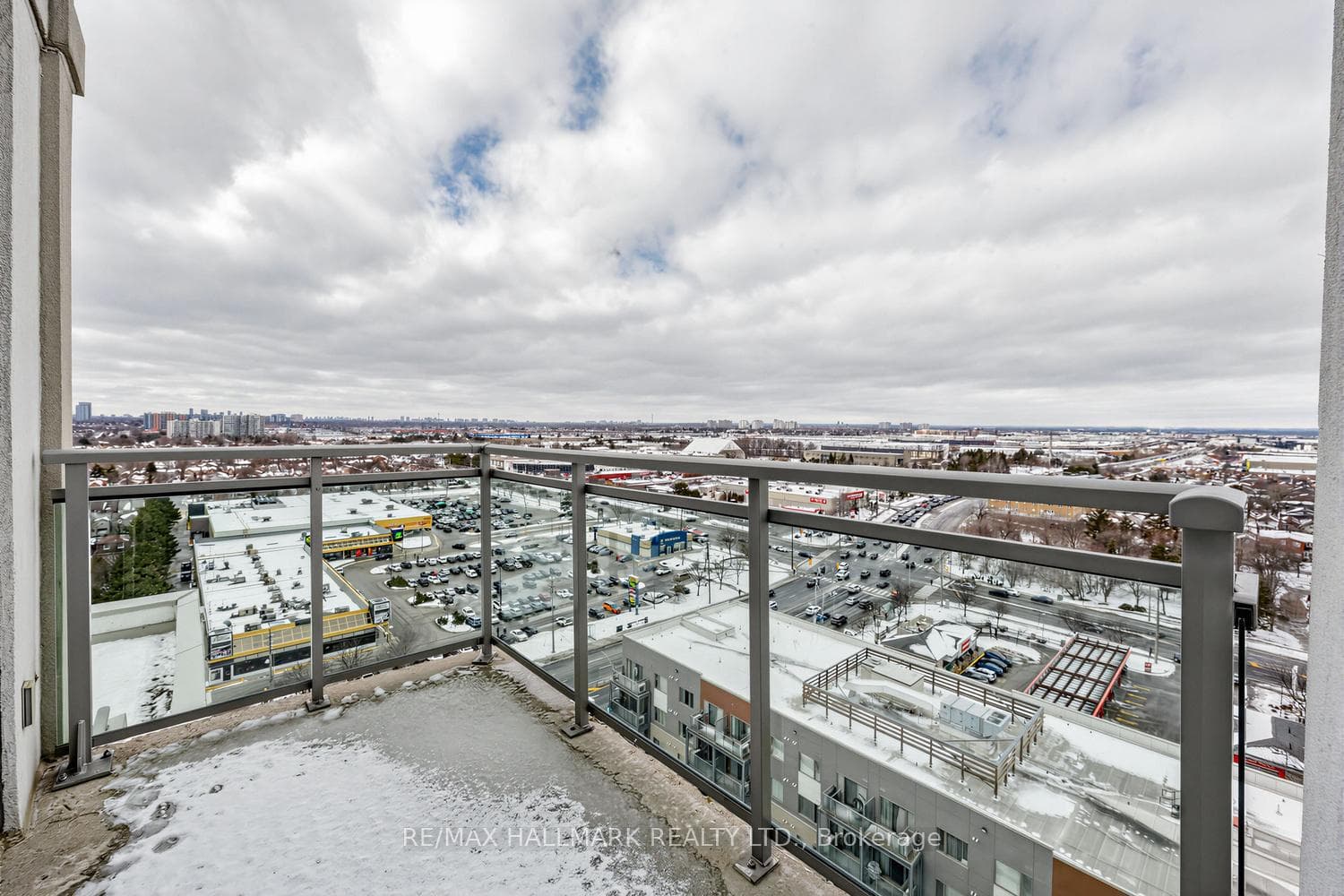 6 Rosebank Drive Unit PH M photo 21