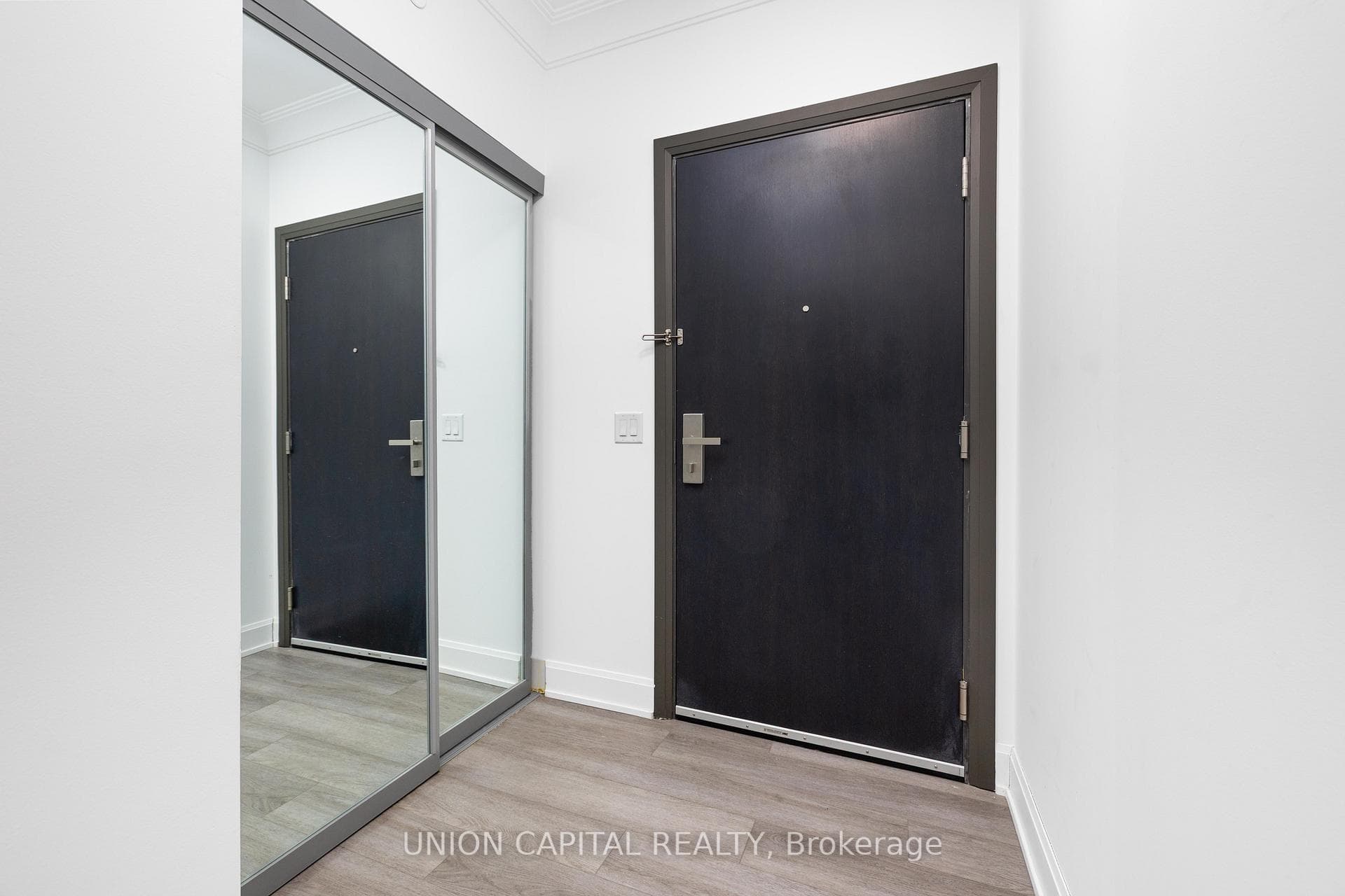 8 Water Walk Drive Unit 901 photo 6