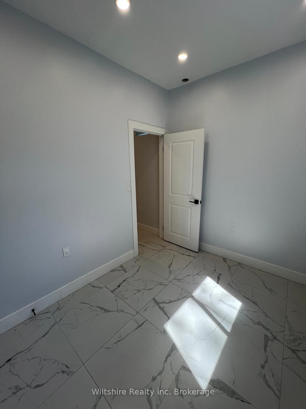 14 Glendale Drive Unit 5 photo 2