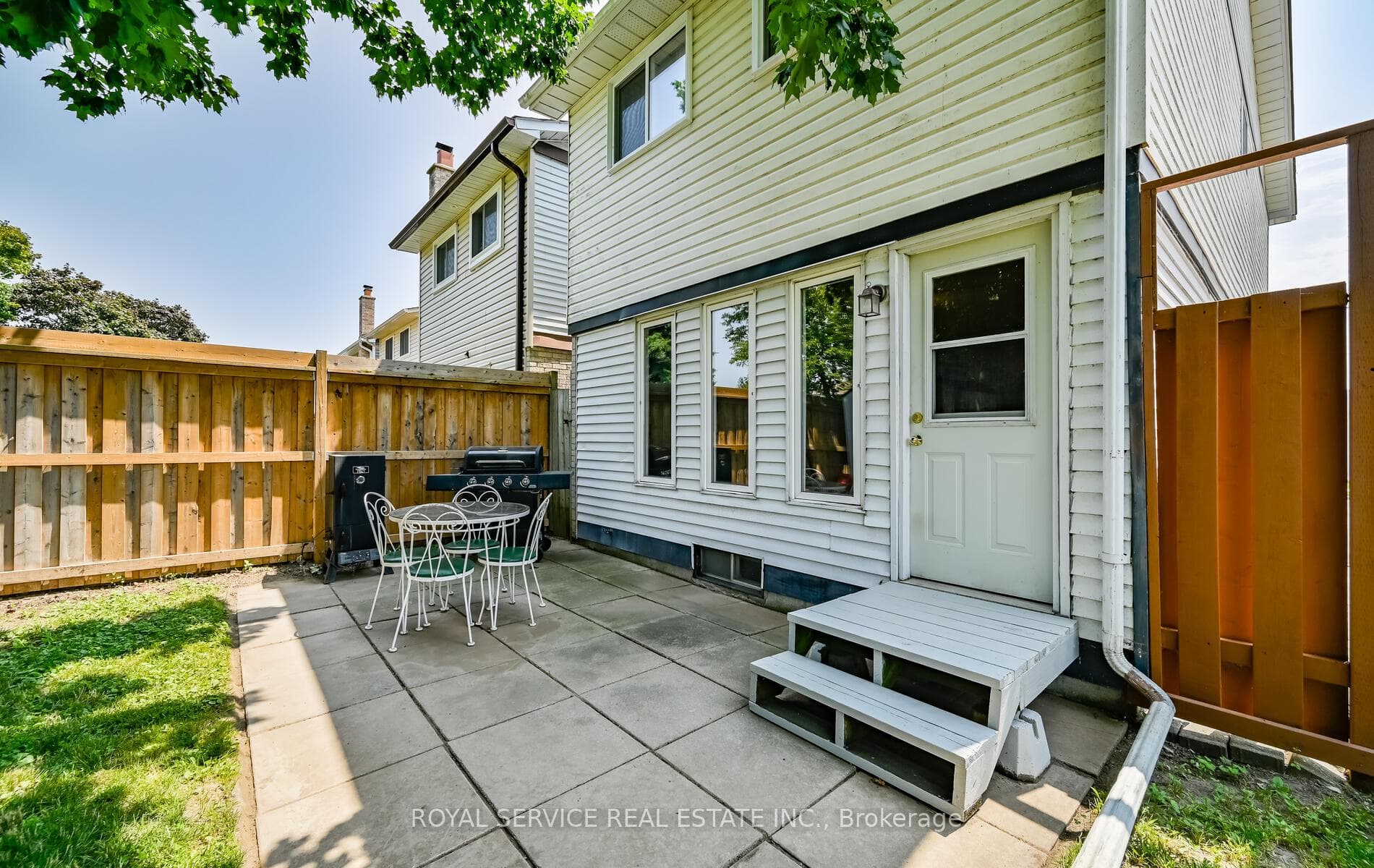 436 Chaleur Avenue photo 23