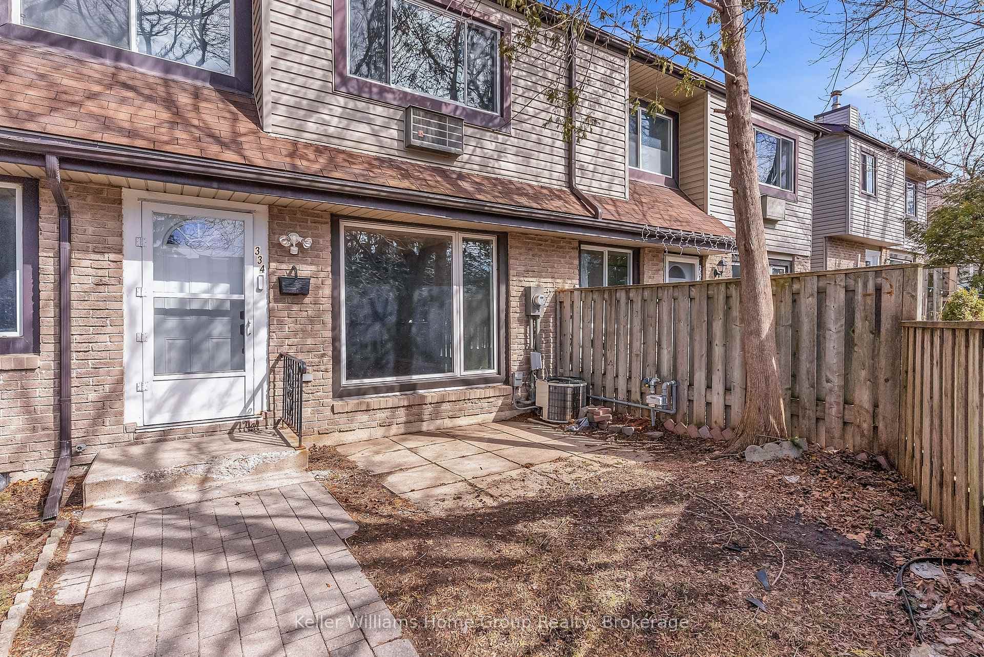 334 Scottsdale Drive photo 2