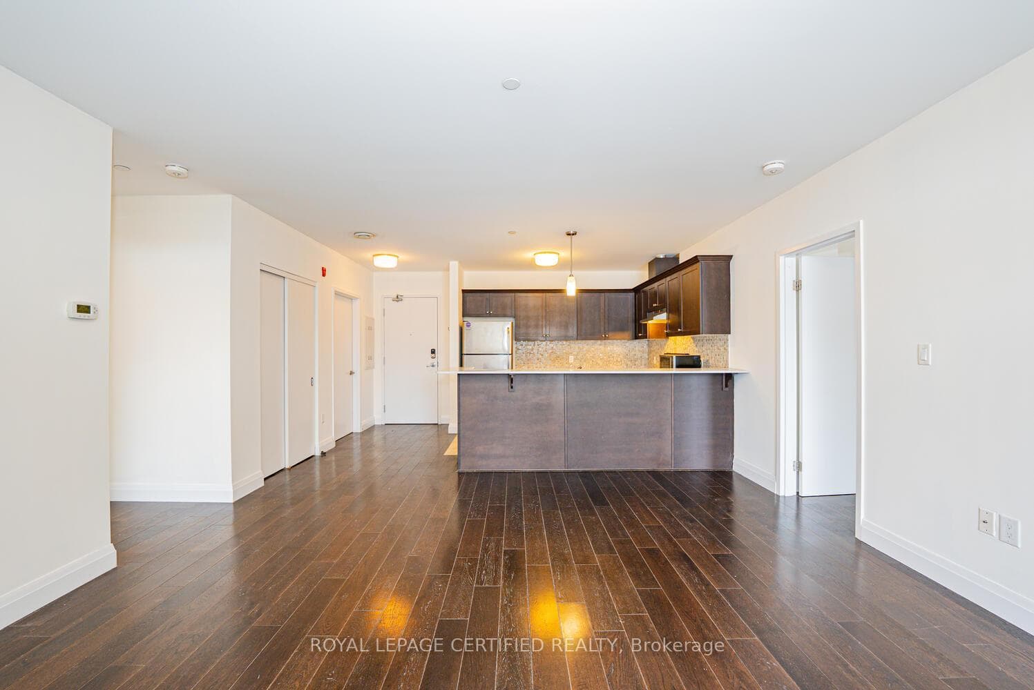 26 Wellington Street Unit 205 photo 17