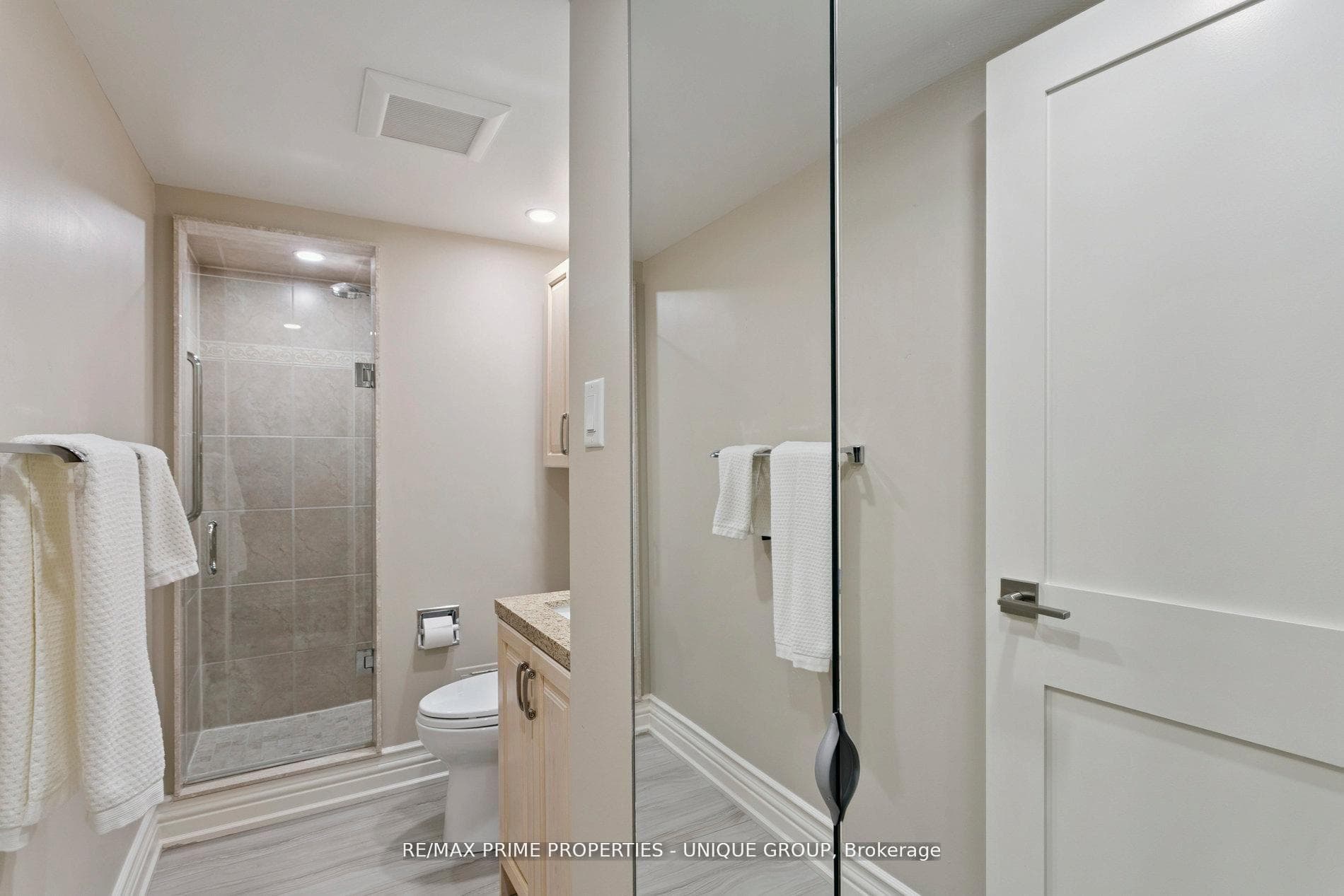 2010 Islington Avenue Unit 405 photo 34