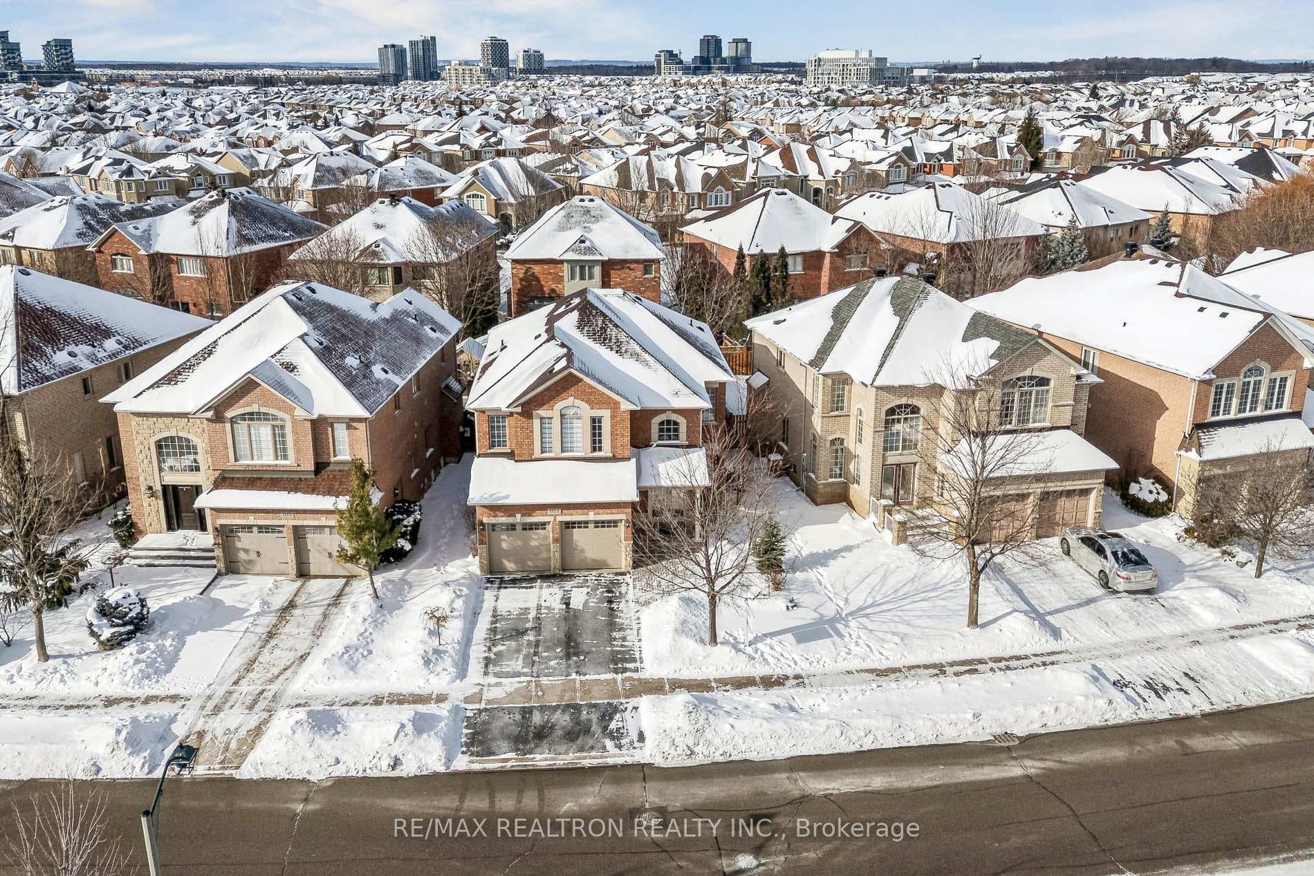 1153 Kestell Boulevard photo 40