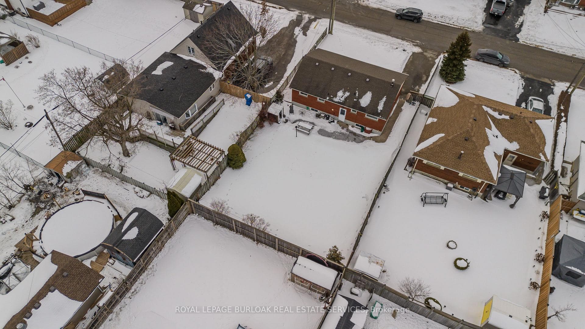 4 Cherry Avenue photo 7