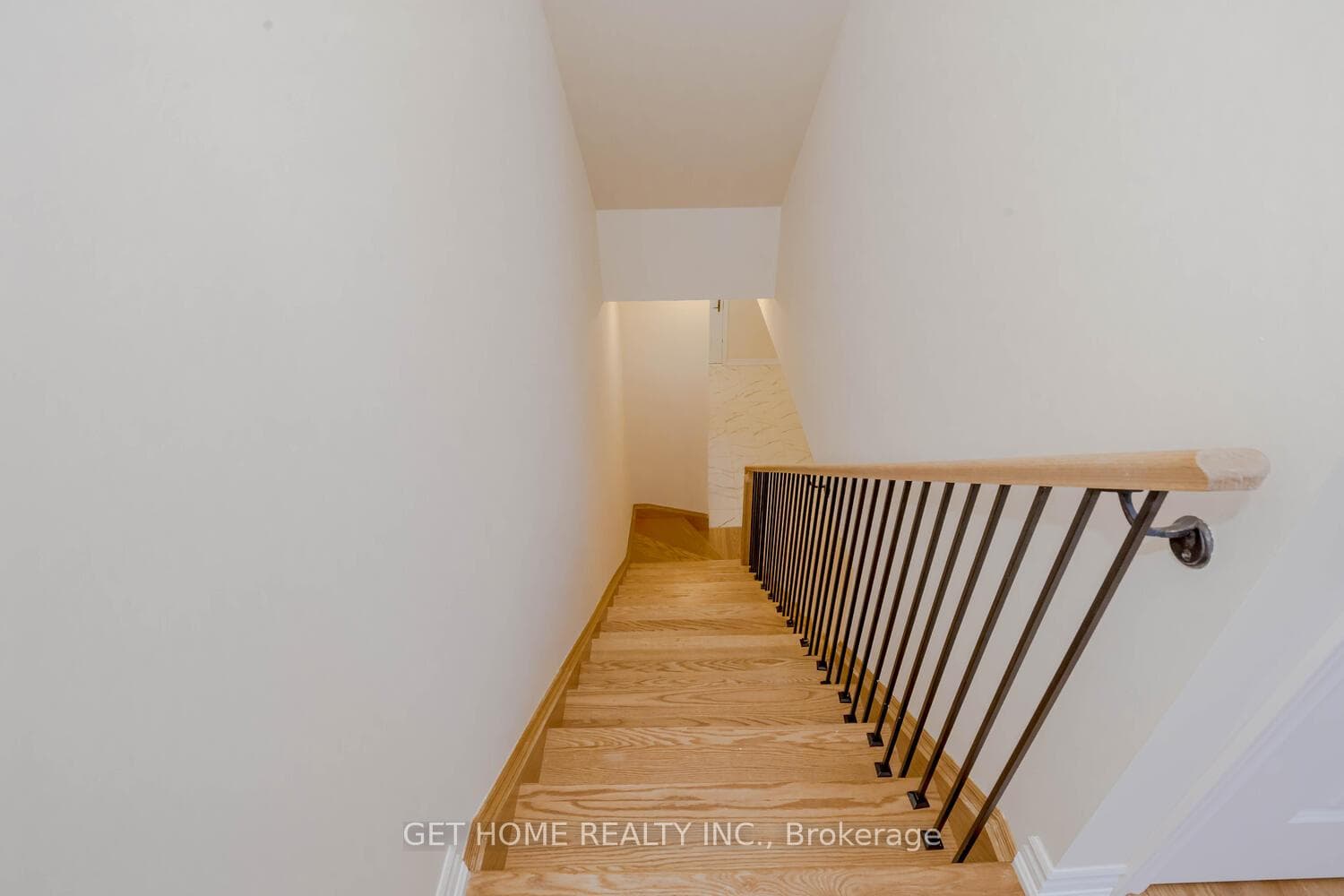 1453 National Common Unit 76 photo 14