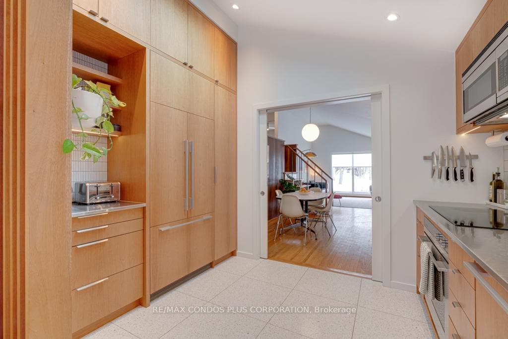 6 Munson Crescent photo 6