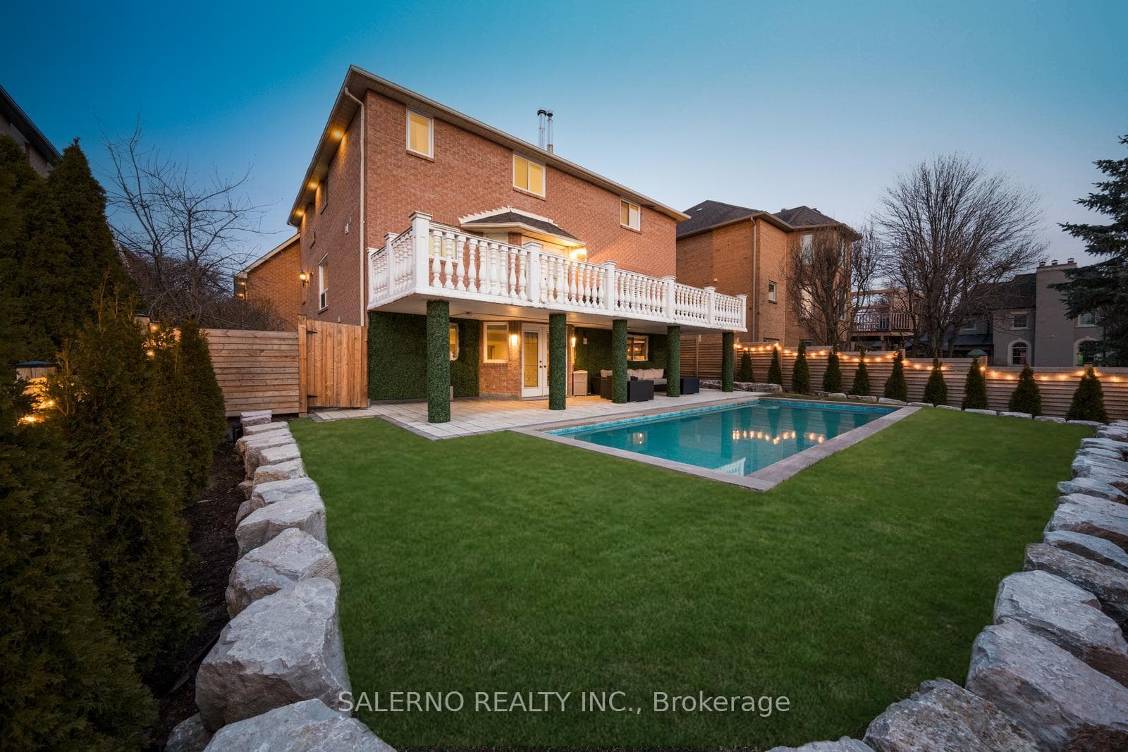 115 Ayton Crescent photo 48