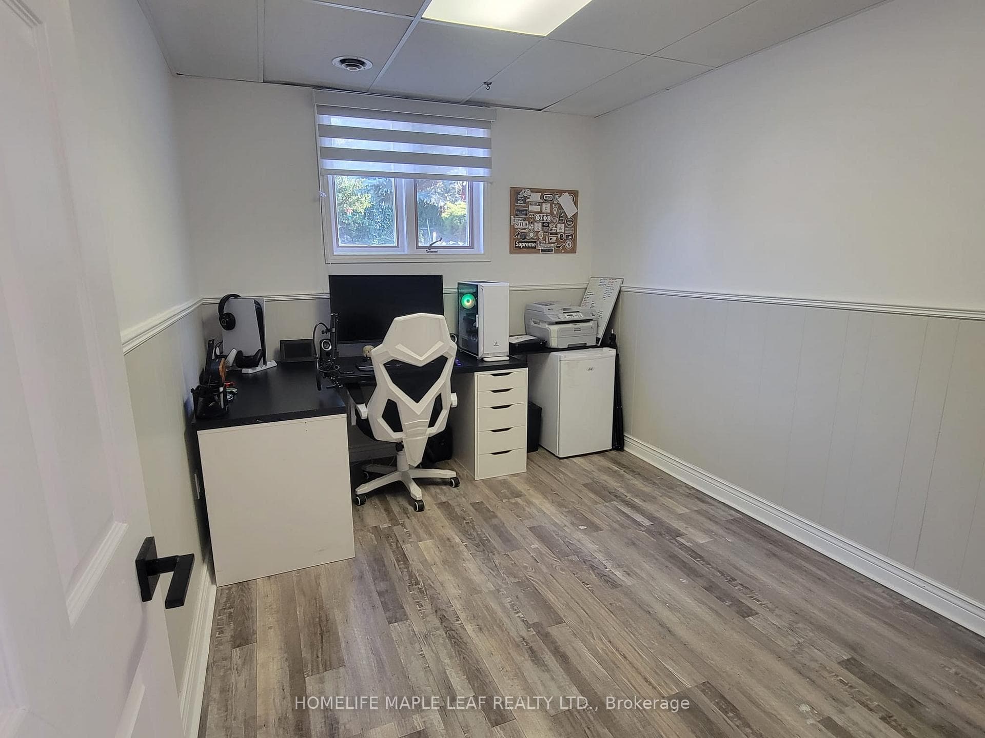 147 Muriel Crescent photo 29