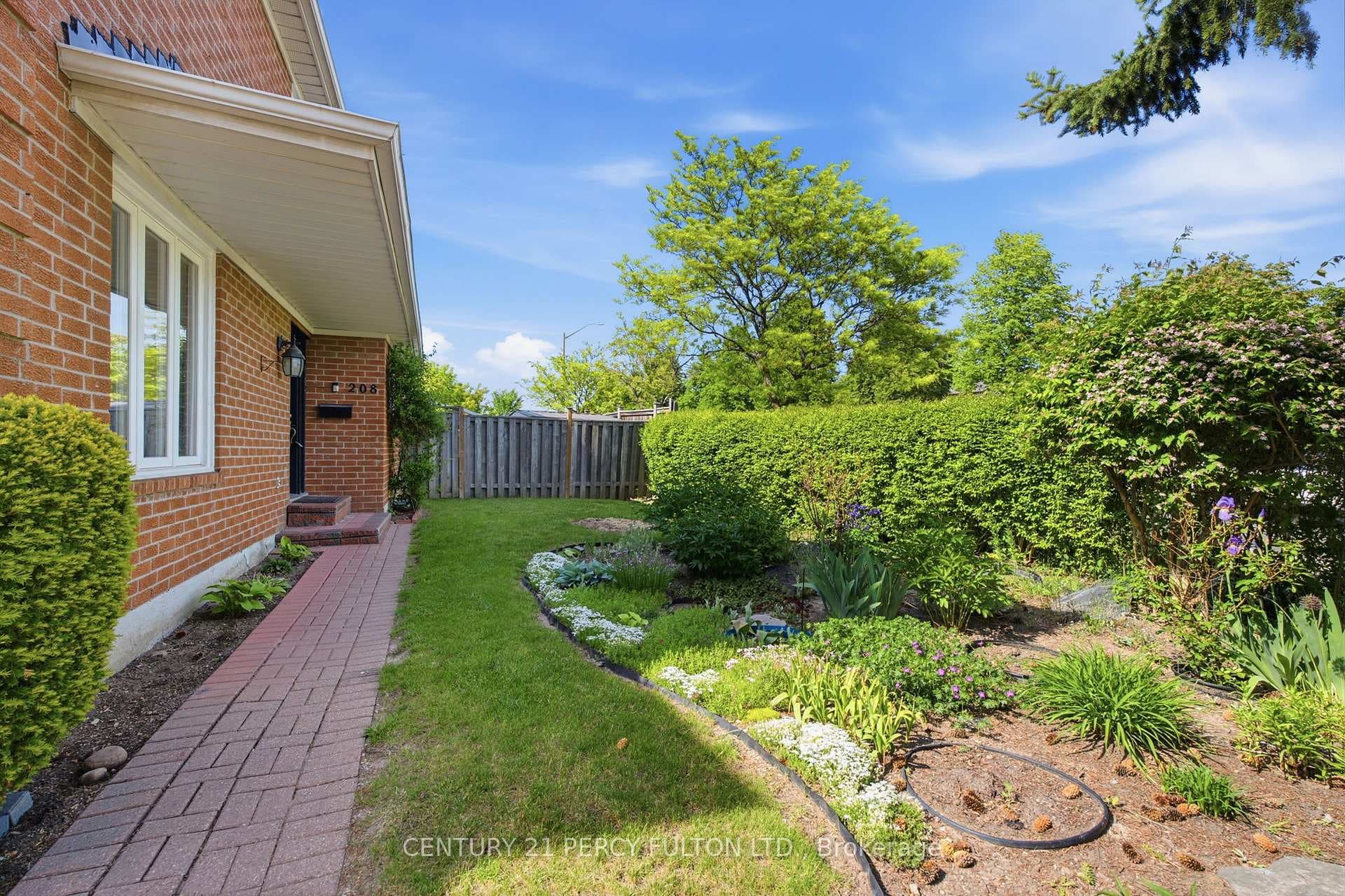208 Conley Street photo 3