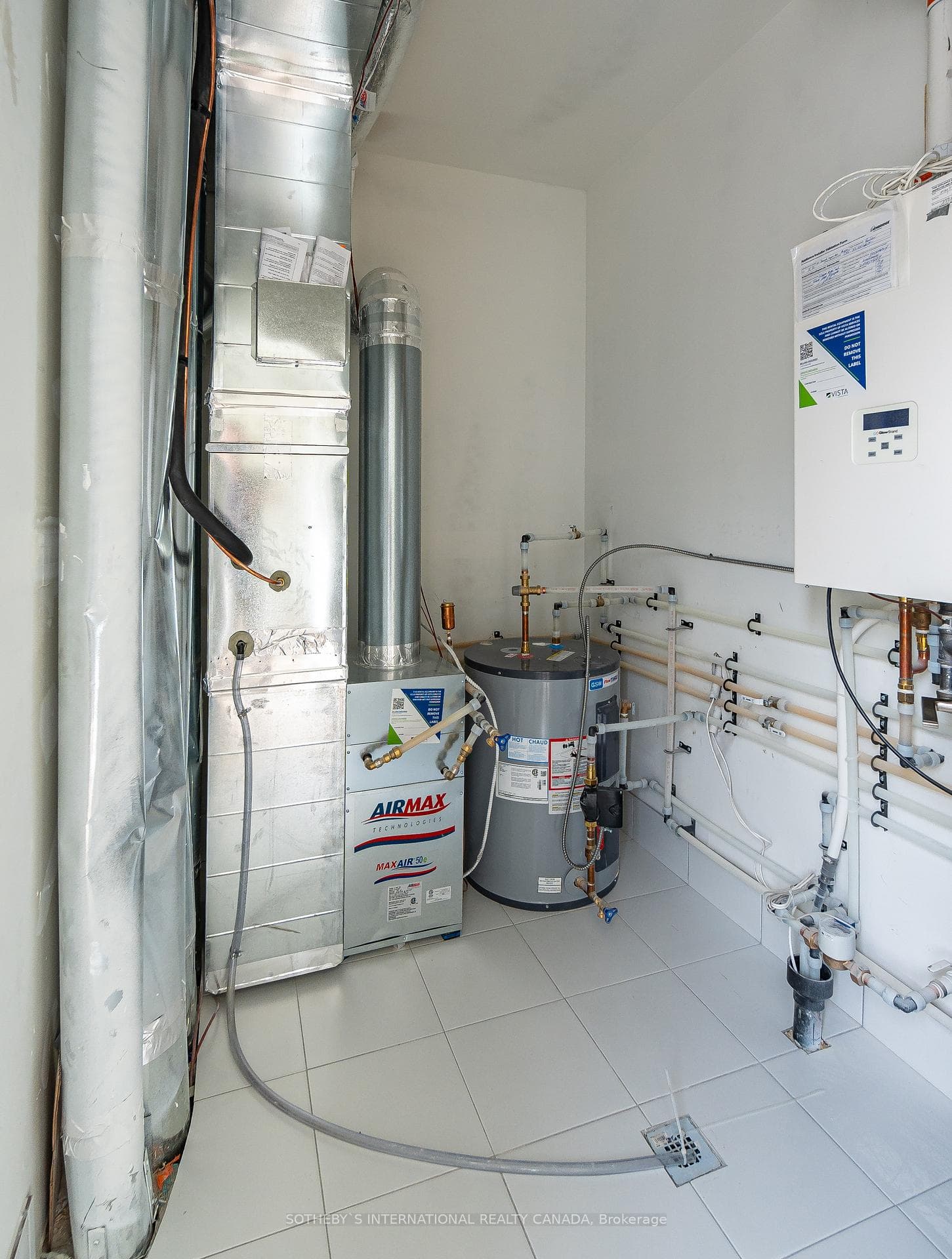 10 David Eyer Road Unit 1232 photo 16