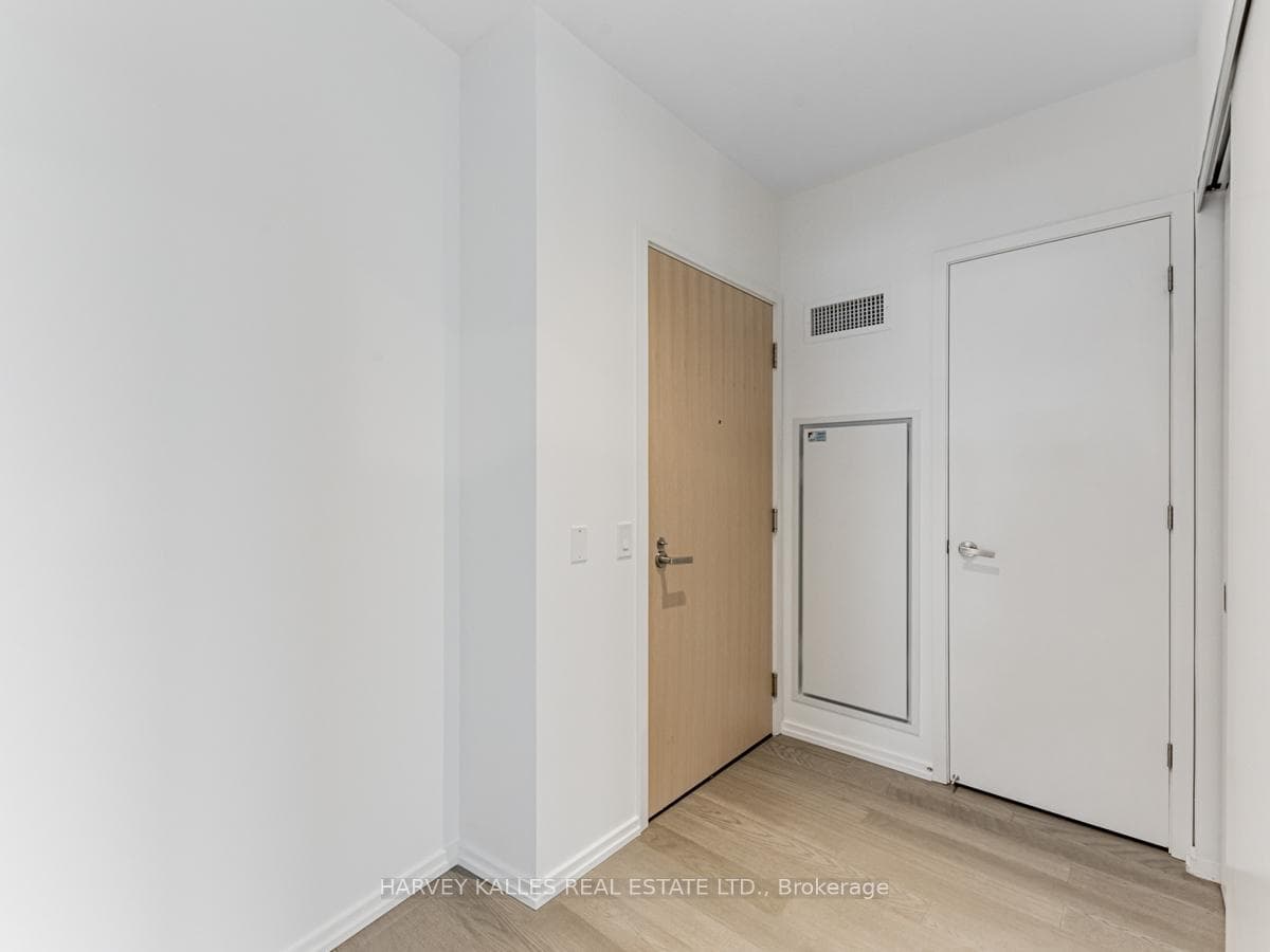 5 Soudan Avenue Unit 1014 photo 3