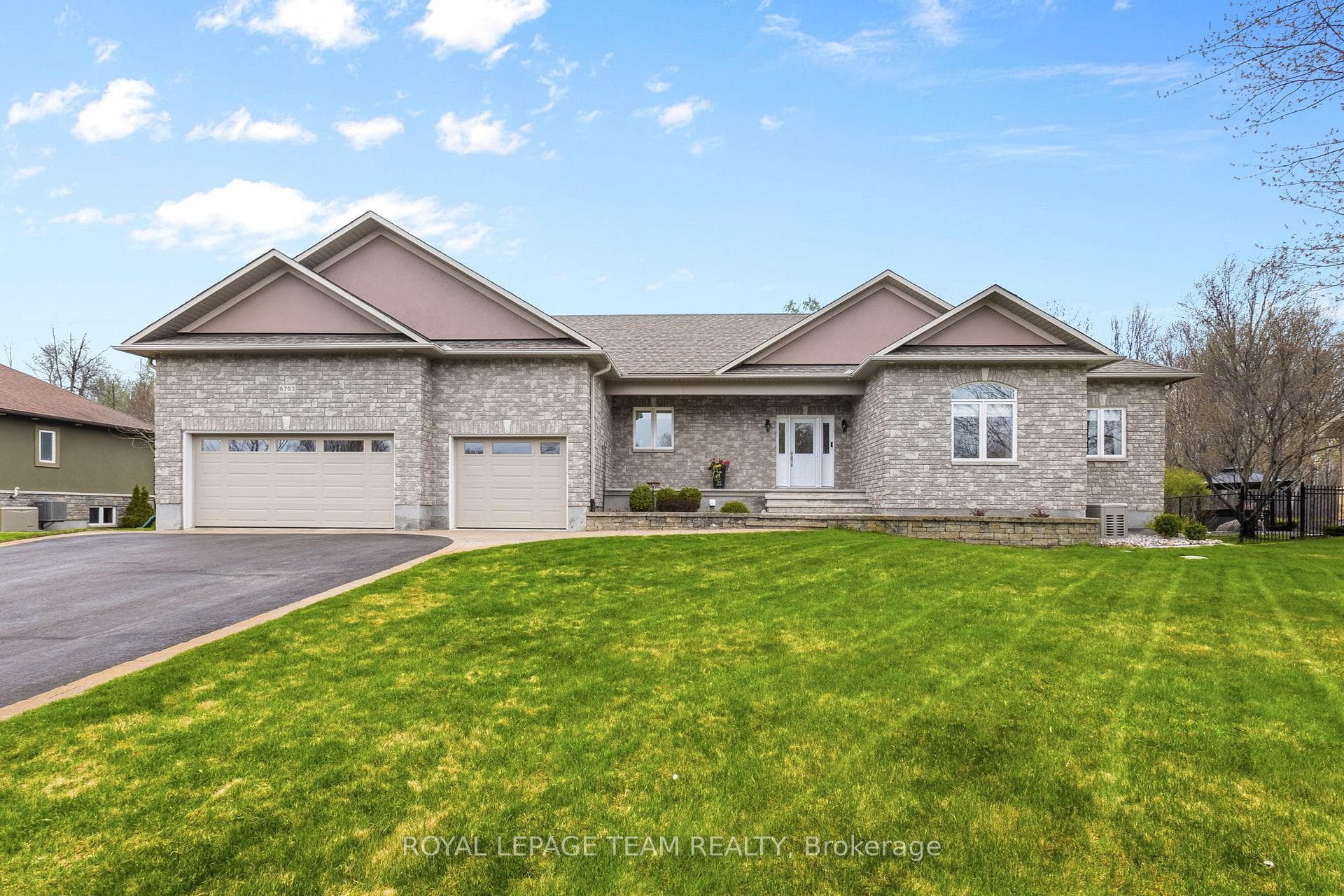 6703 Pebble Trail Way photo 2