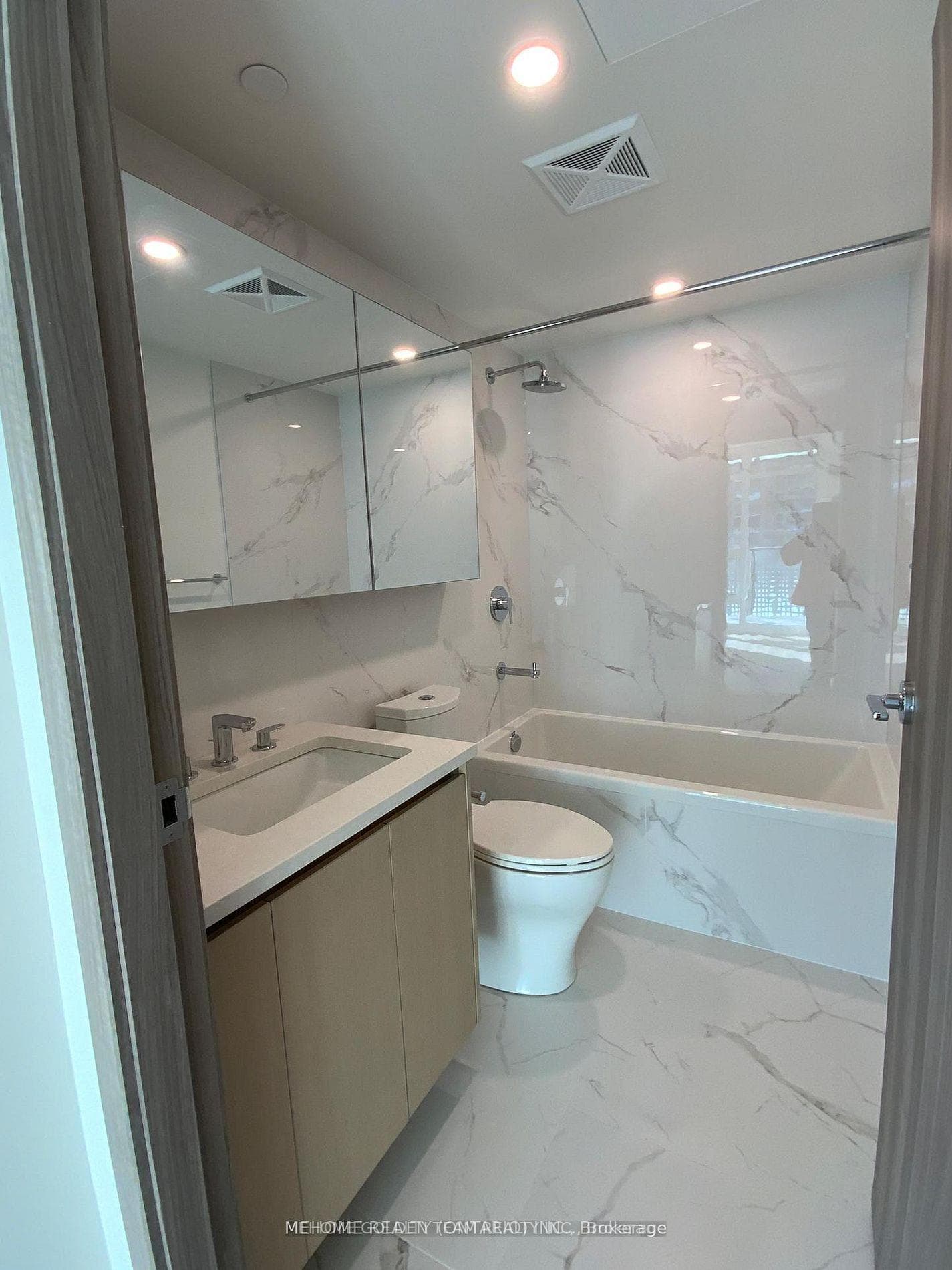 1 Concord Cityplace Way Unit 517 photo 20