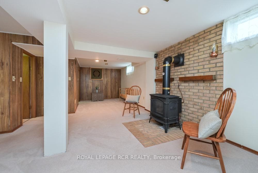 52 Ellwood Drive photo 22
