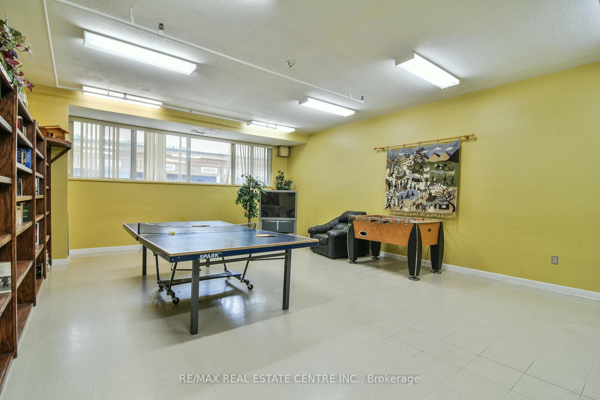 85 Emmett Avenue Unit 2006 photo 31