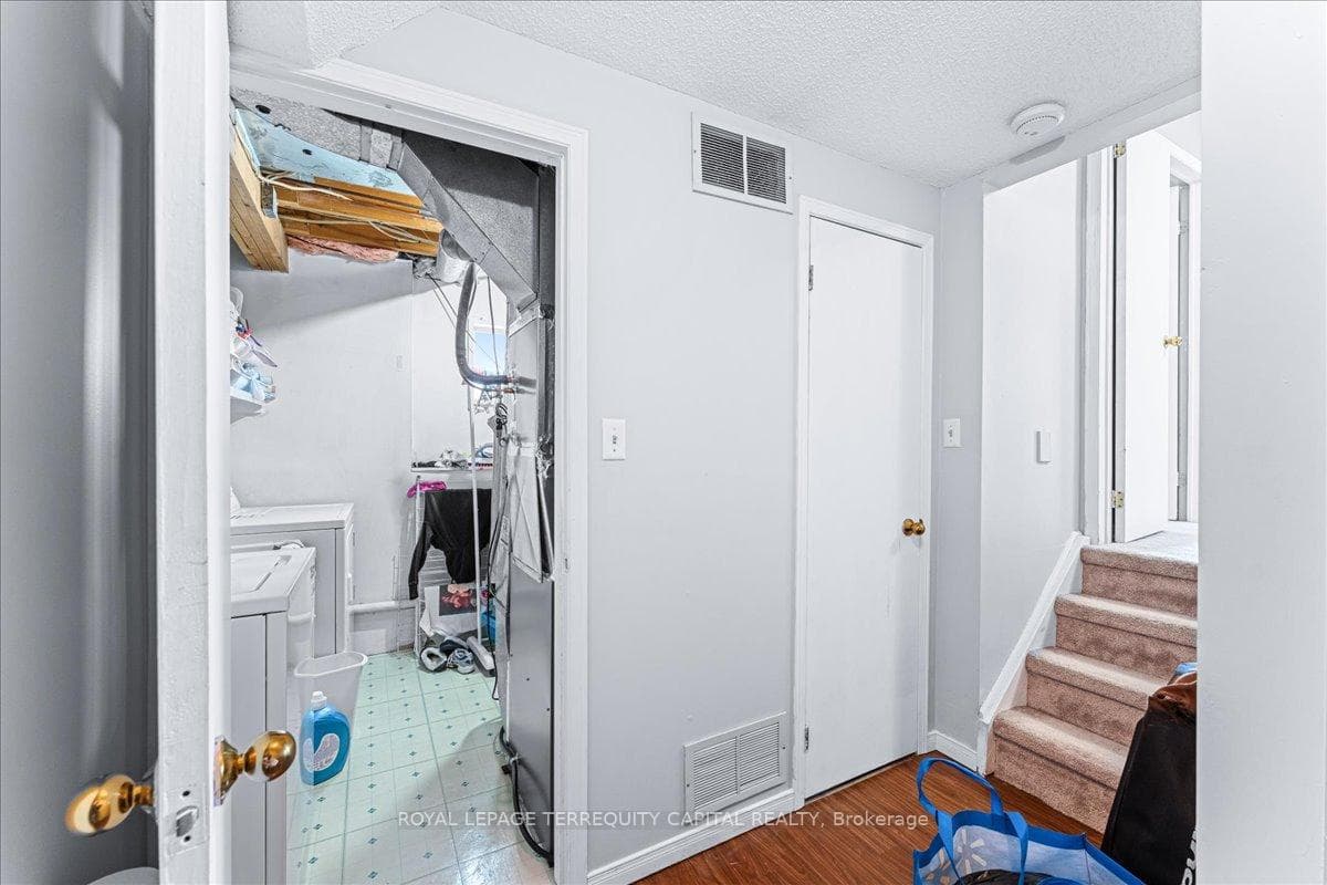 57 Eden Drive photo 21