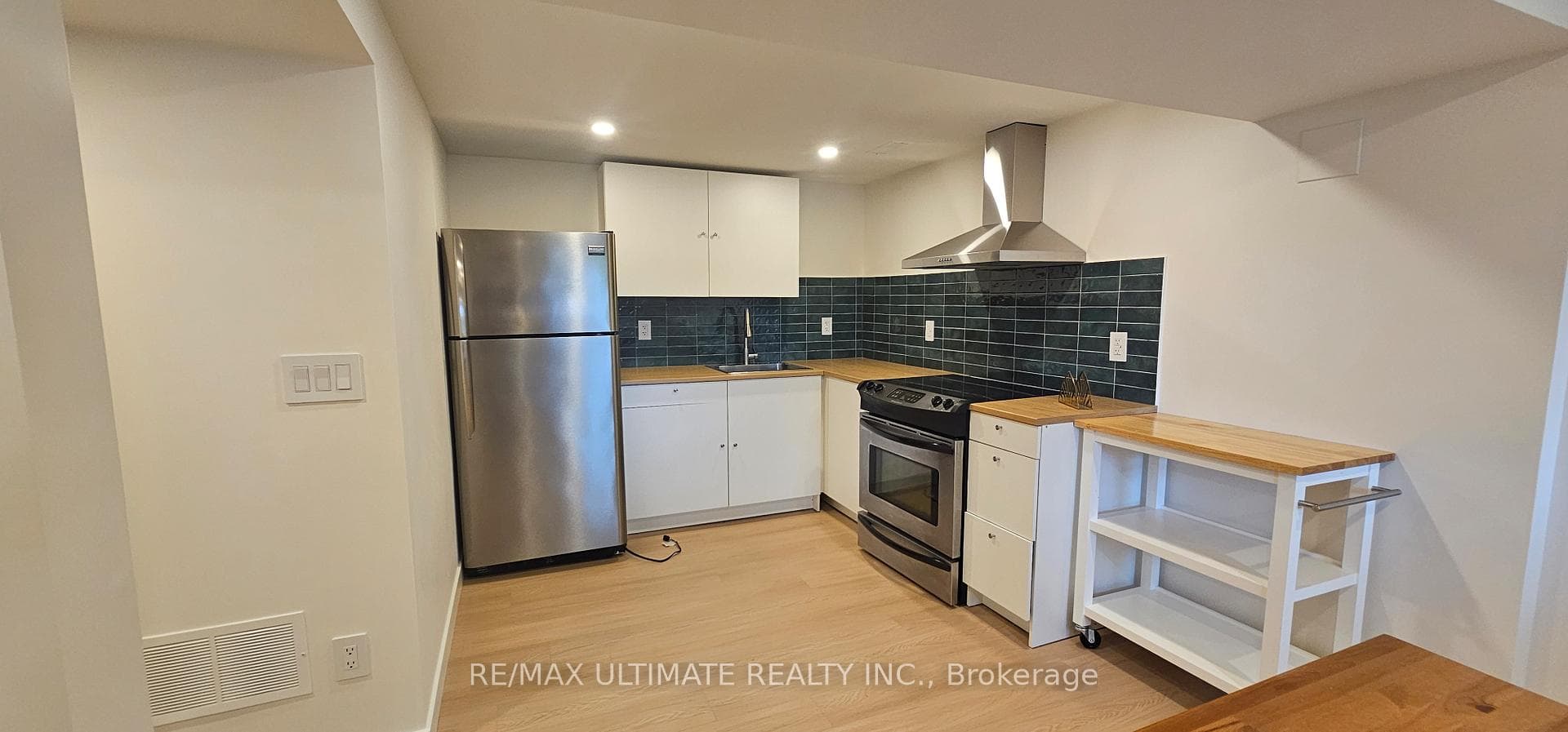 539 Rustic Road Unit Basement photo 2