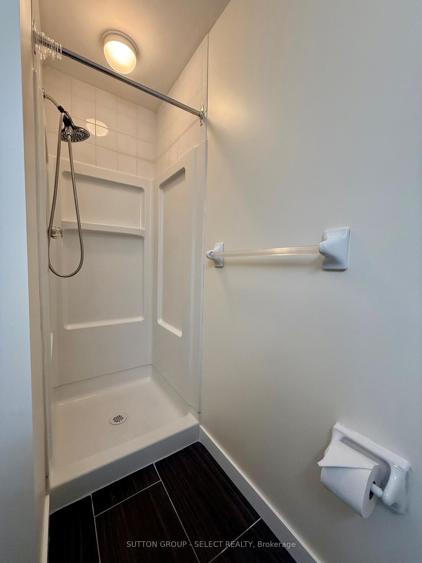 76 BASE LINE Road Unit 303 photo 19