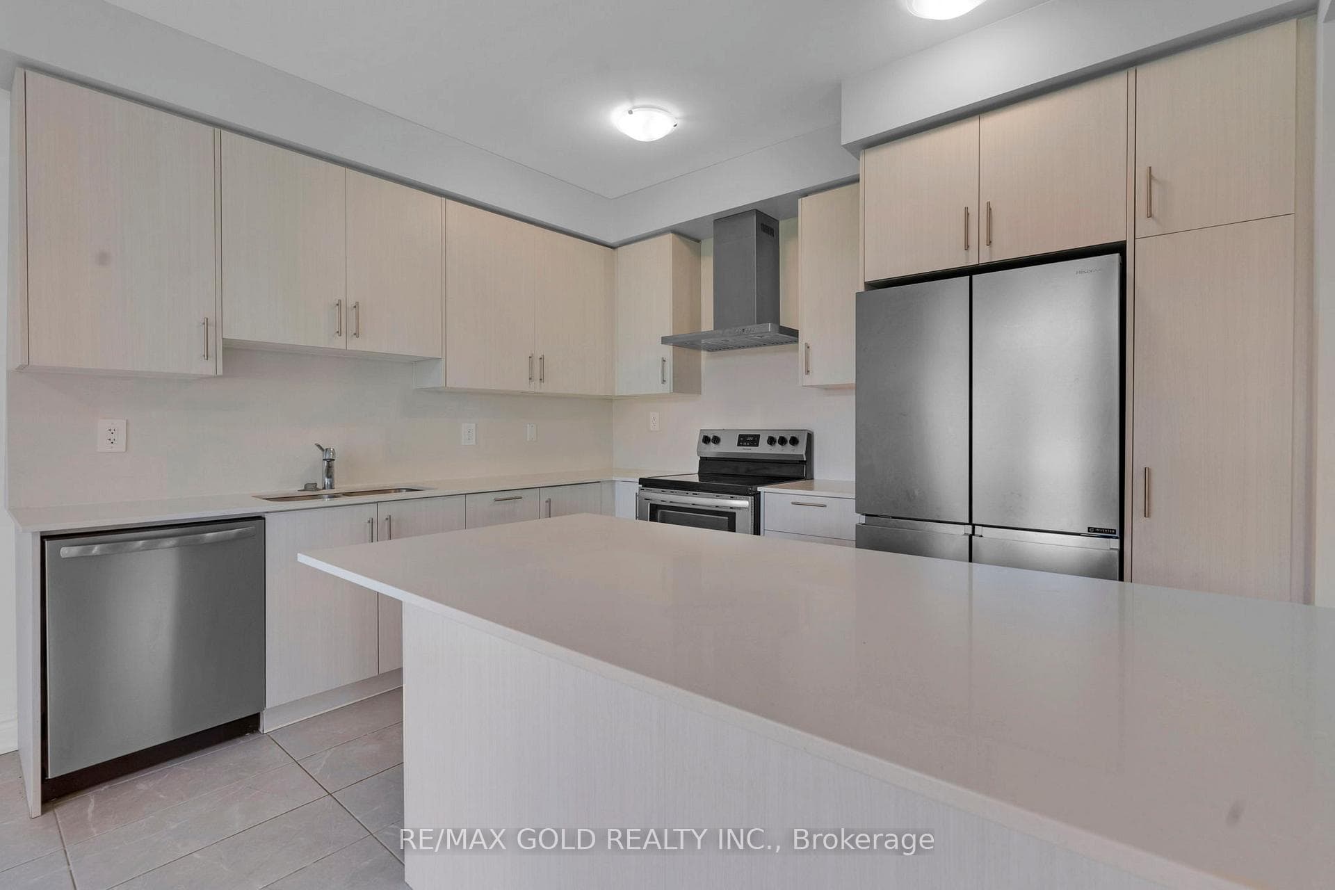 23 Bermondsey Way photo 15