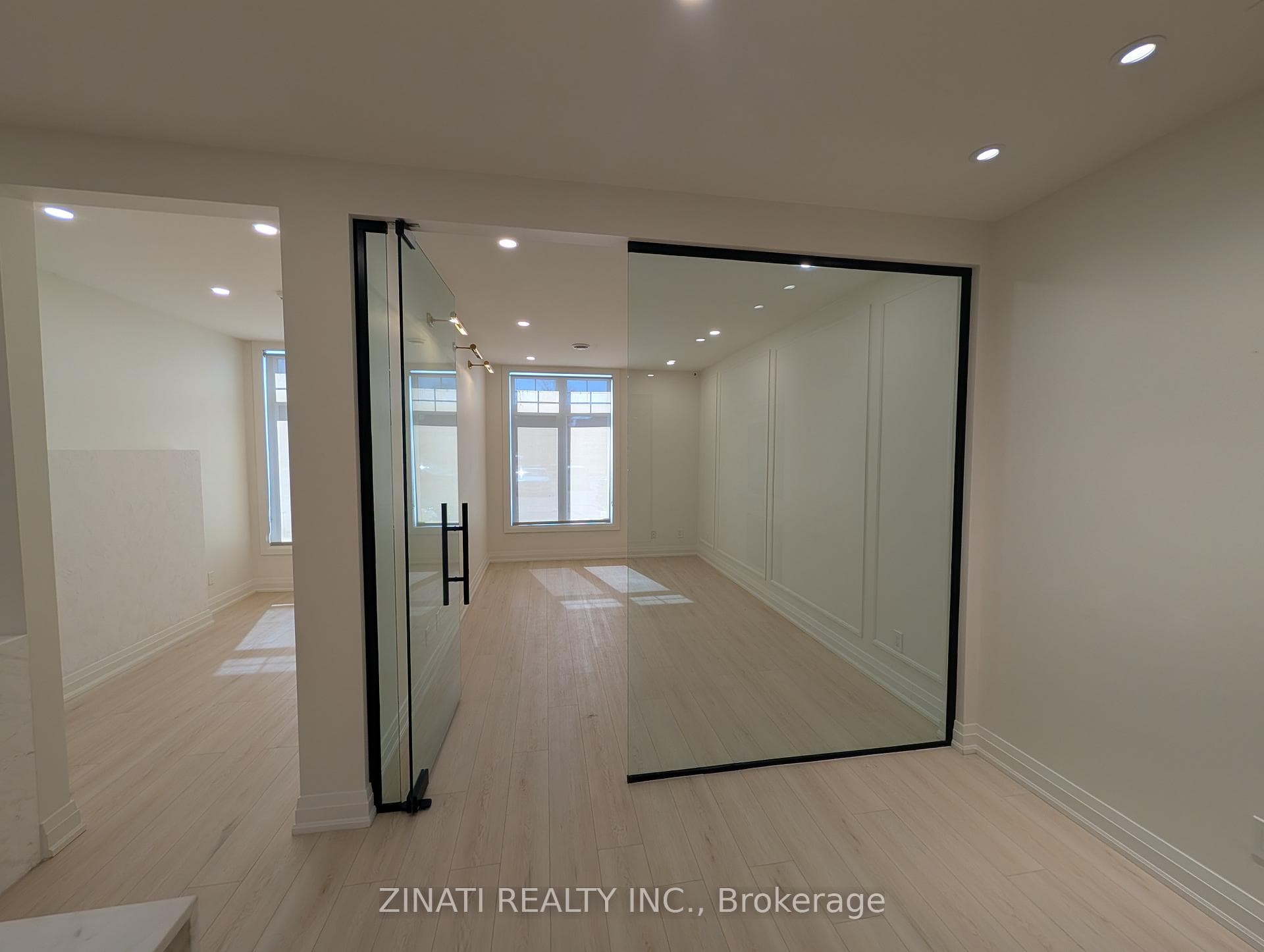 92 Centrepointe Drive Unit 1 photo 14